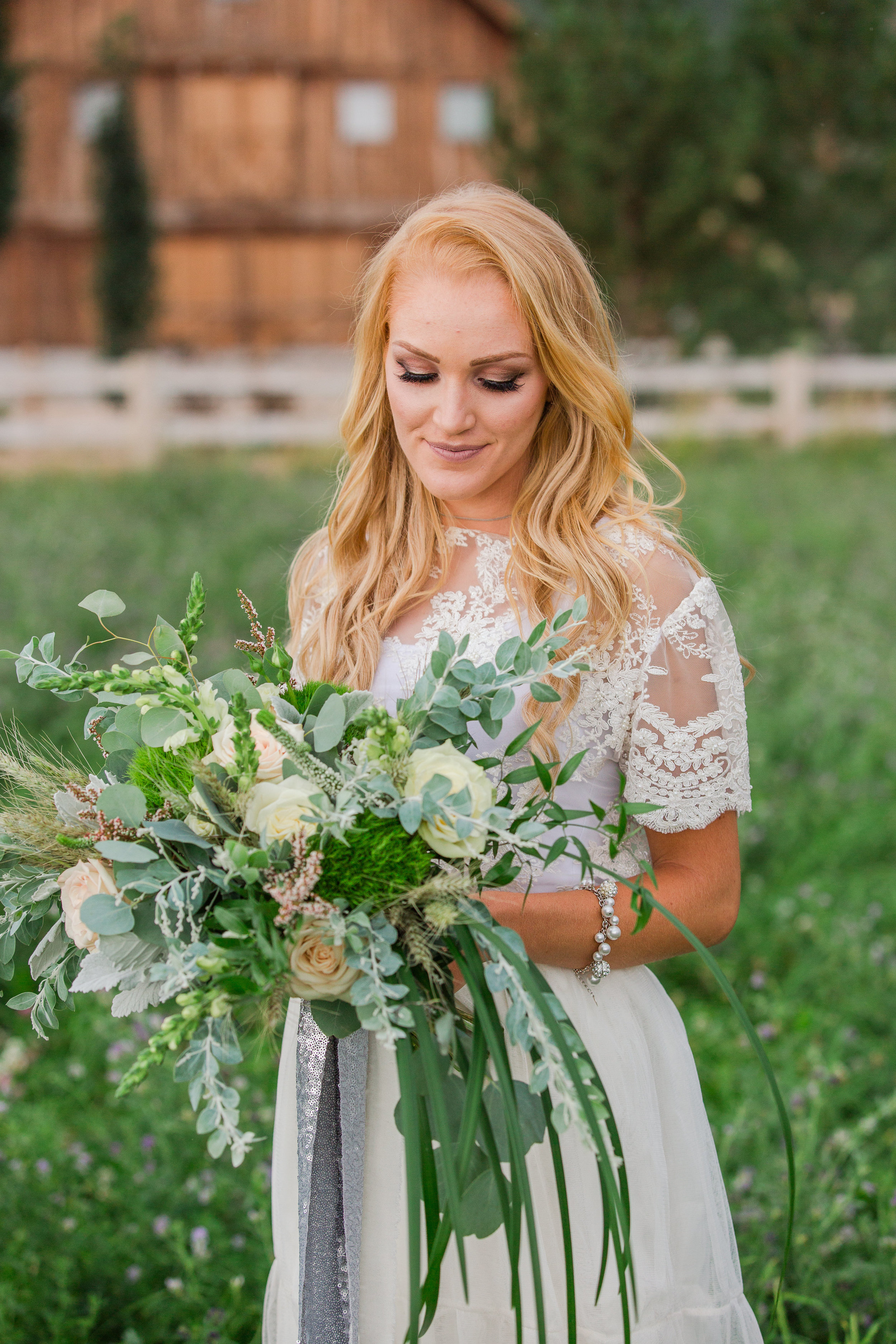 Natural and Green WEdding Bouquet Inspiration
