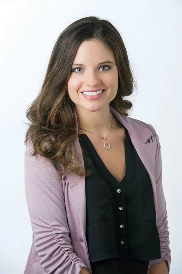Katelyn Abell - Co-Executive Director Katelyn’s mission is to positively affect as many people’s lives as she can. Katelyn thrives on helping others and making them smile. Katelyn graduated from Michigan State University in 2013 and since then has been working in the Automotive industry. In her free time she enjoys volunteering for many organizations including Ronald McDonald, Make A Wish and Fleece and Thank you. Katelyn believes that helping others is the most powerful thing that our community can offer. Katelyn is honored to have this opportunity to help our armed forces and veterans that have given up so much for our country.