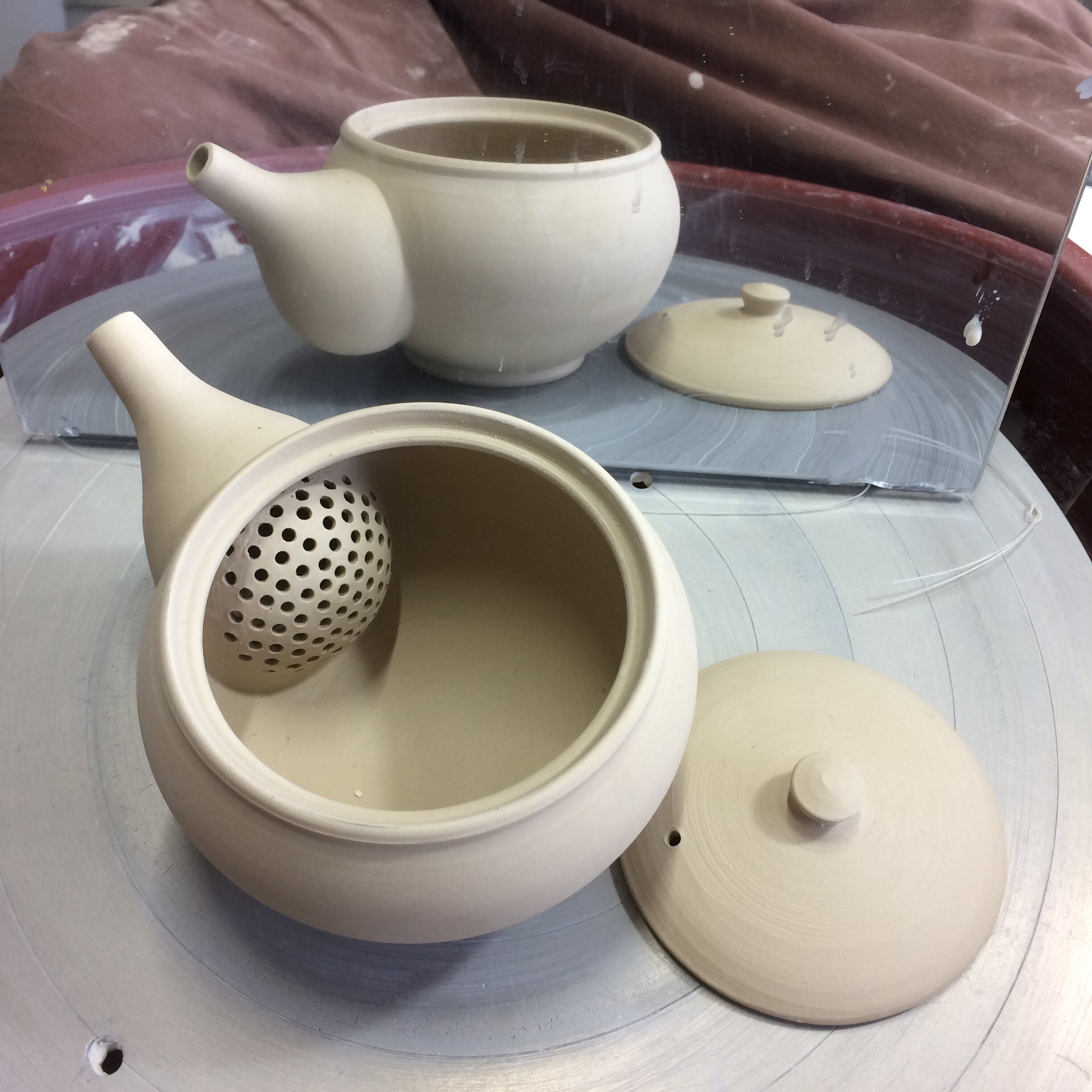 Kyusu (side handle) teapot &amp; cups. 