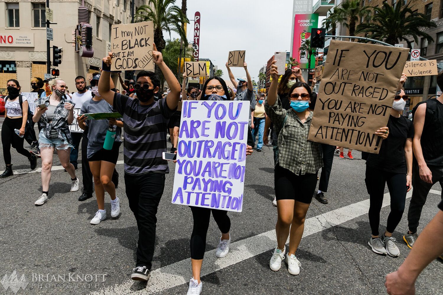 Hollywood-LosAngeles-Protest-Looting-9.jpg