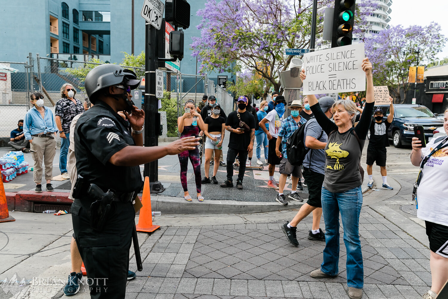 Hollywood-LosAngeles-Protest-Looting-36.jpg