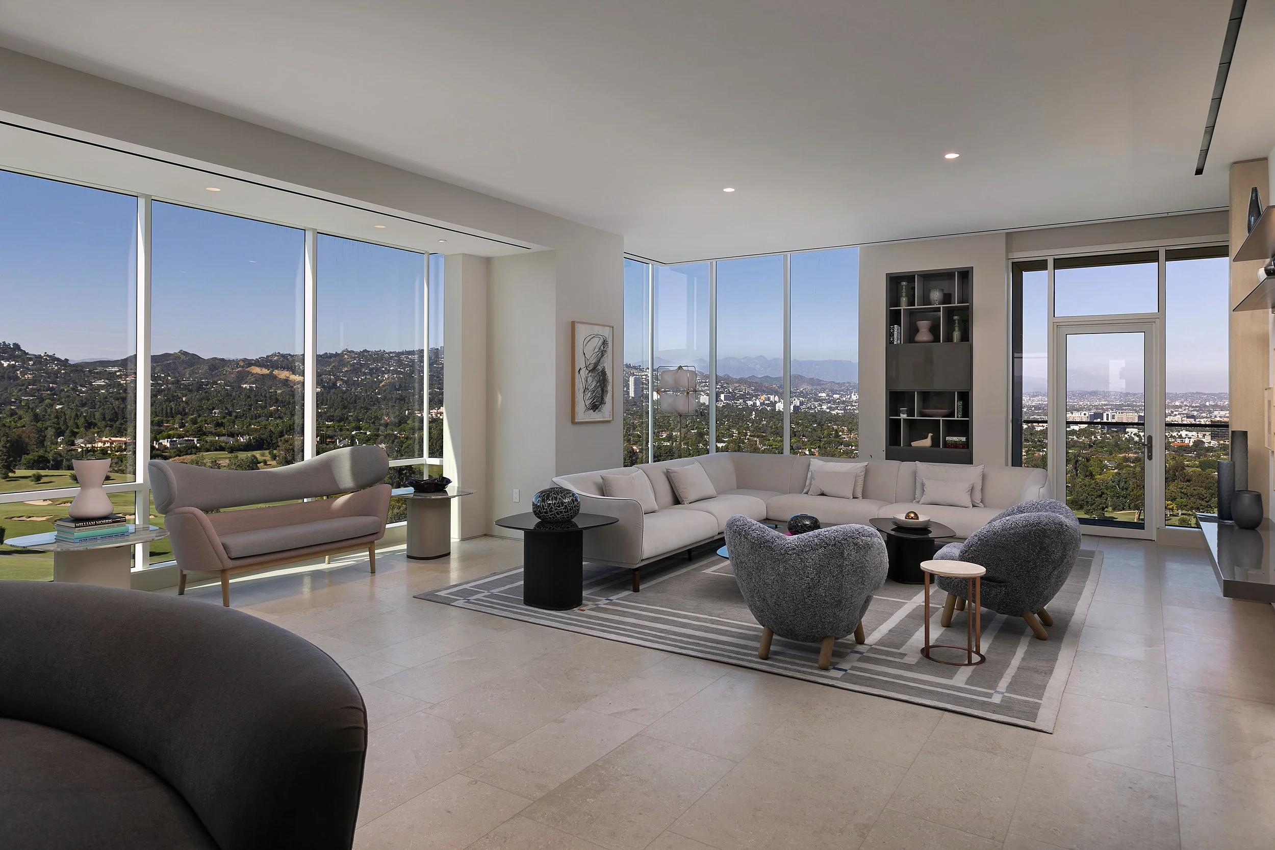 1200ClubViewFlr20_01.jpg
