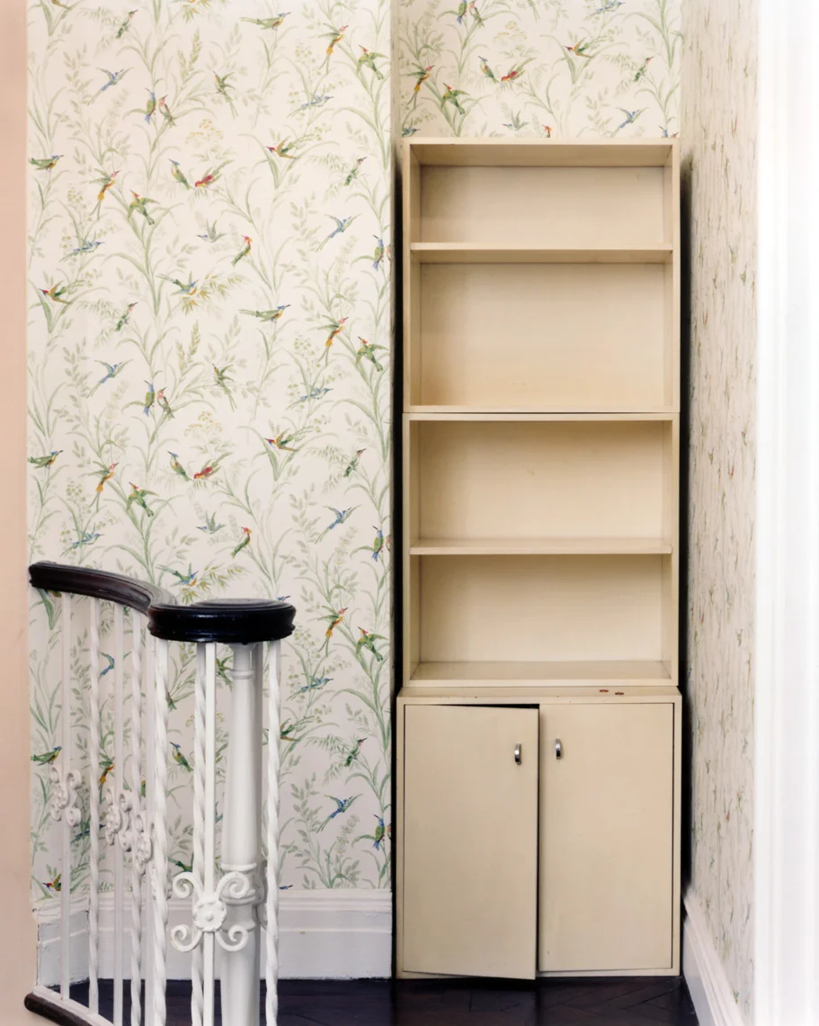 AR_HOME_UpstairsHallway_PrintHiResRet_APF.jpg