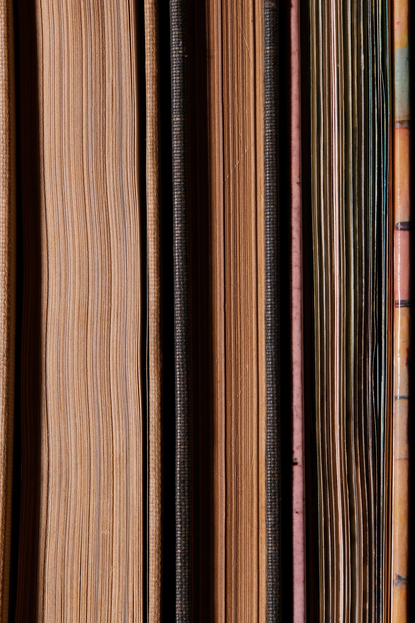  THE HISTORY OF PAINTING FROM CAVE PICTURES TO MODERN ART by Thomas Craven 1943  MODERN AMERICAN PAINTING by Peyton Boswell Jr. 1940   ASPECTS OF MODERN ART: AN ANTHOLOGY OF WRITINGS ON MODERN ART FROM L’OEUIL 1957 