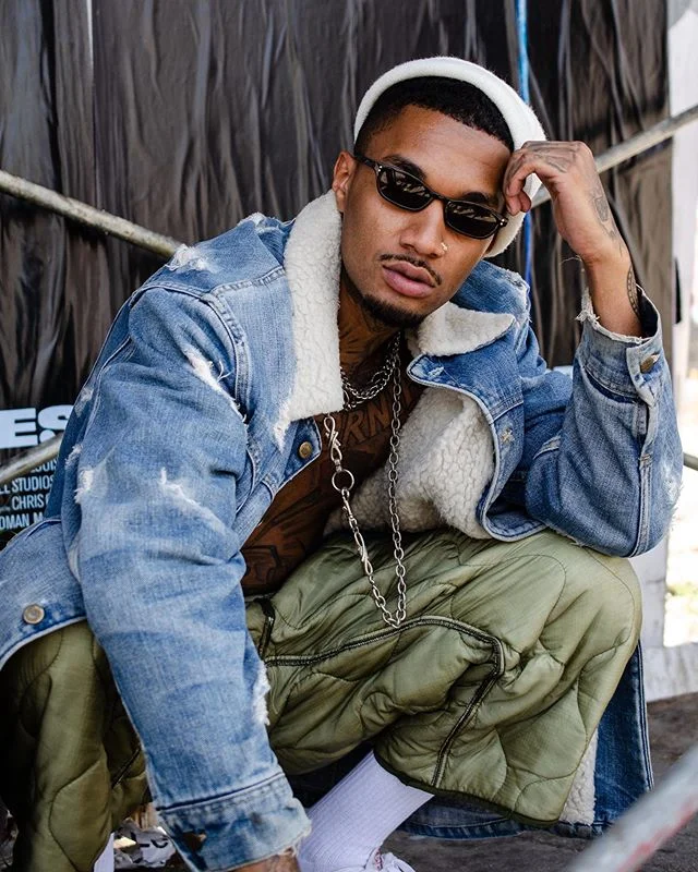 💧
Styled @mb_whitehousestyle 
Model @2nyceofficial 
Photographer @joeys24 
Videographer @ursla.tv 
Wardrobe @aprl_la 
#losangeles #losangelesfashion #lafashionblogger #lafashionstylist #style #swag #streetwear #mensstreetwear