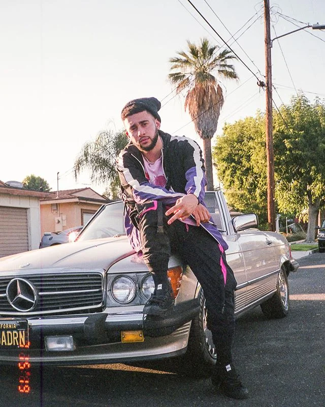 Move out the way, he&rsquo;s comin thru💥 @mauricemoore 
Styled @mb_whitehousestyle 
Photographer @octohpus._ 
#rnbsinger #rnb #rnbmusic #hiphop #musicproducer #musicislife #styledby #streetwear #makingmoves #streetwearfashion #hits #swag #swaglife #