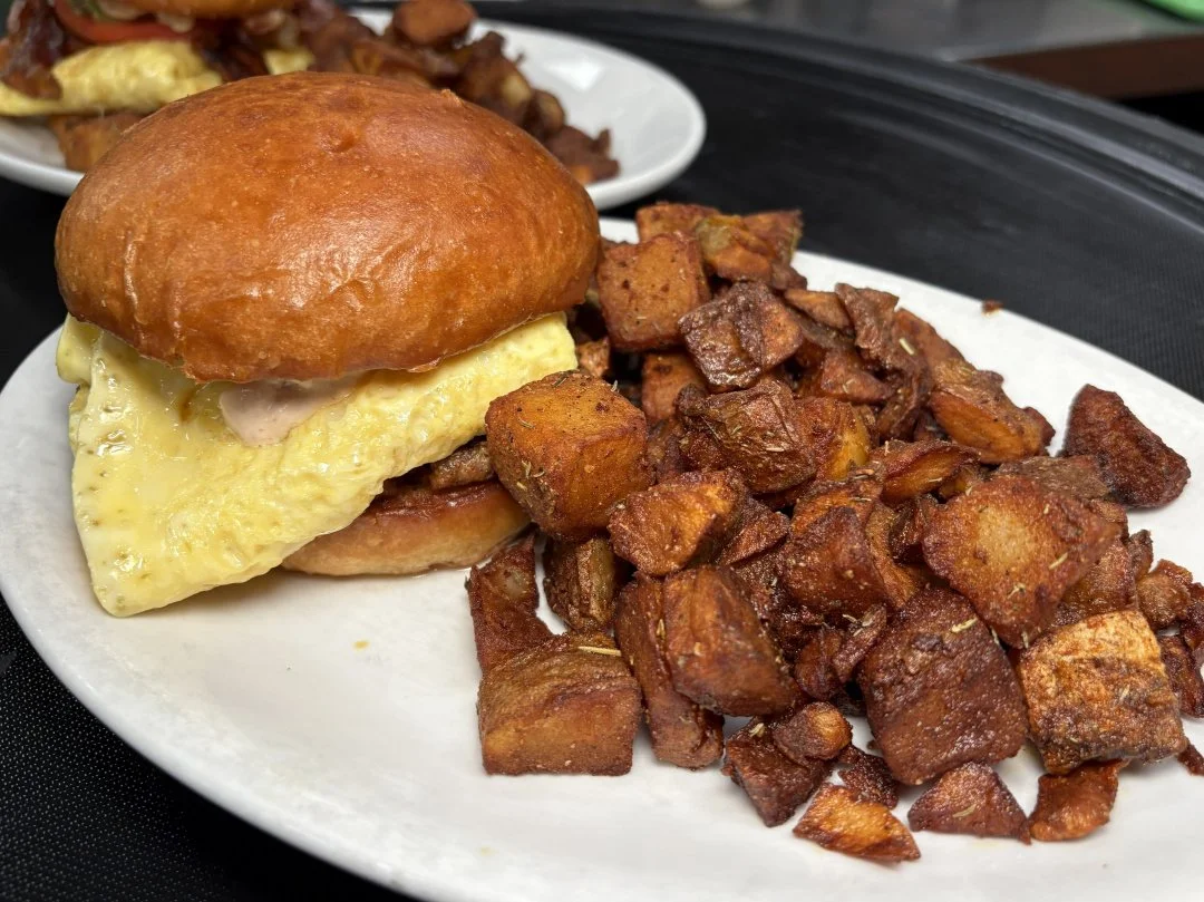 Good food. Great vibes. All day, every day. Stop by Johnny&rsquo;s Roadside Diner for classic breakfast, hearty lunches, and all your comfort food favorites! 🍳🥓🍔