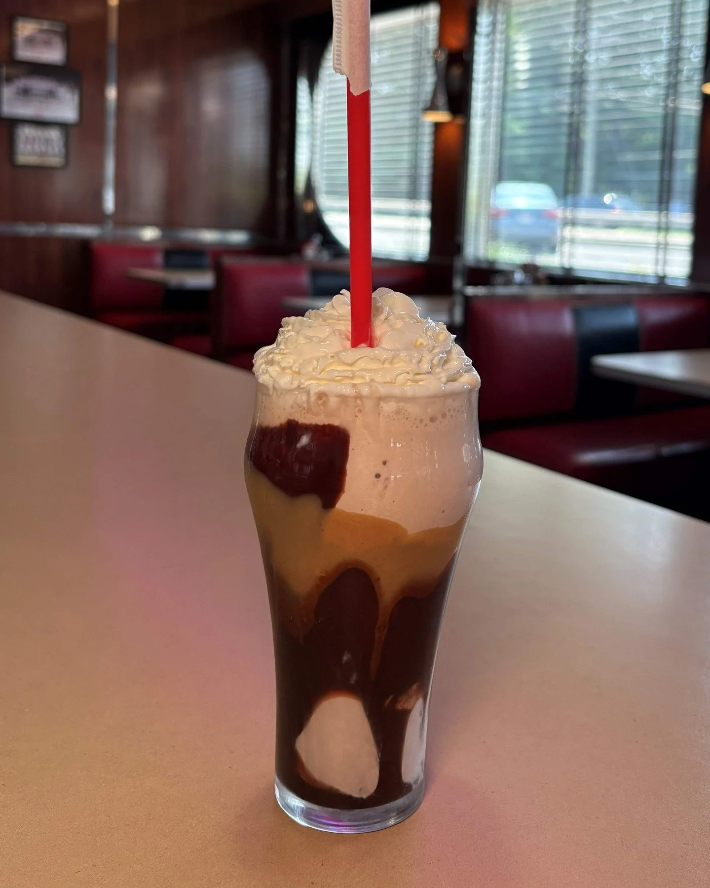 Sweet tooth kicking in? Our milkshakes have you covered! 🥤💛