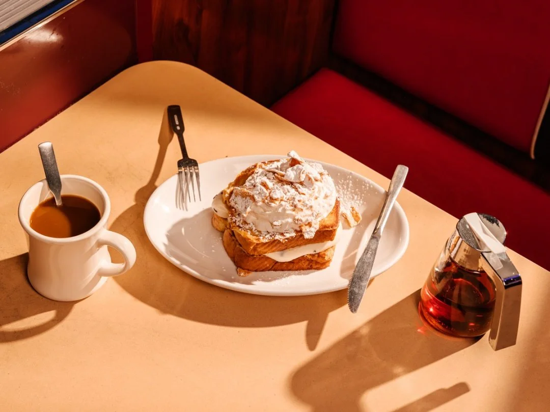 Valentine&rsquo;s Day is better with a booth, a Cannoli French Toast🍞, and your favorite person 💘🥤
See you at Johnny&rsquo;s Roadside!