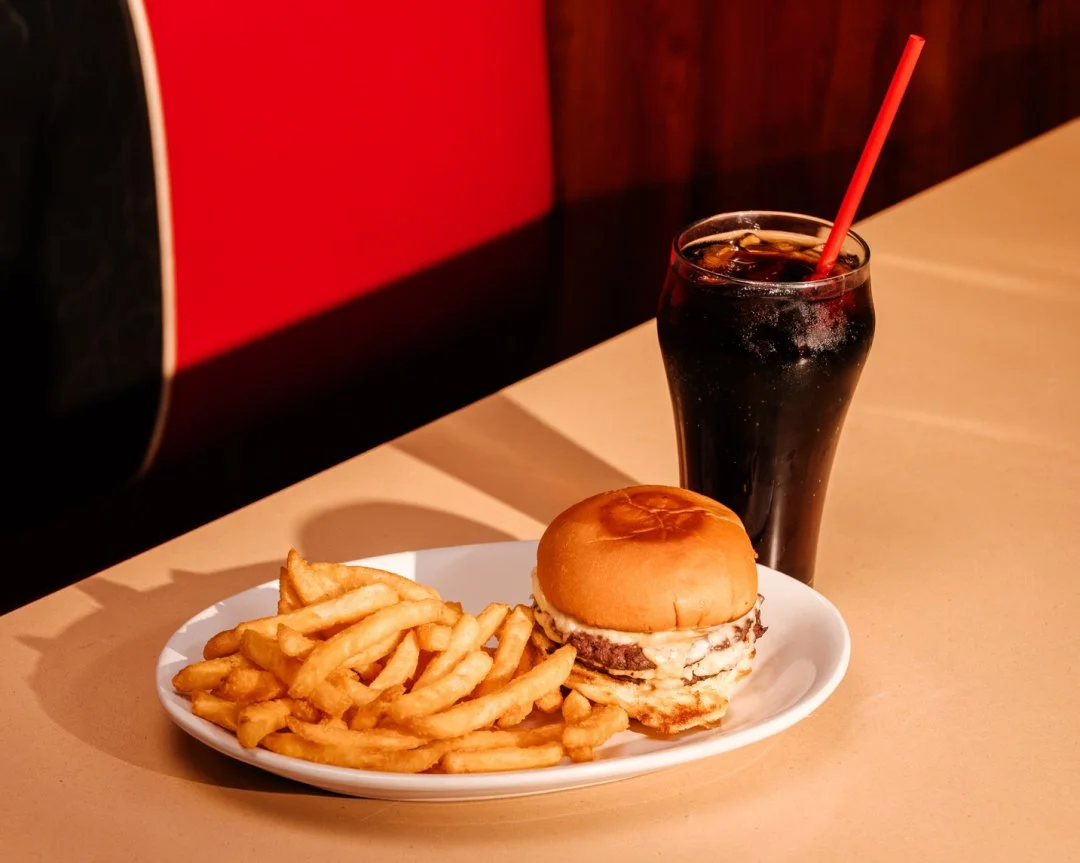 Rise and shine!🍳Our Bun Rise Burger stacks it all: double smashed patties, an over easy egg, crispy onions, bacon, and hollandaise on a grilled potato bun... It's not a want, it's a NEED!
#johnnysroadside