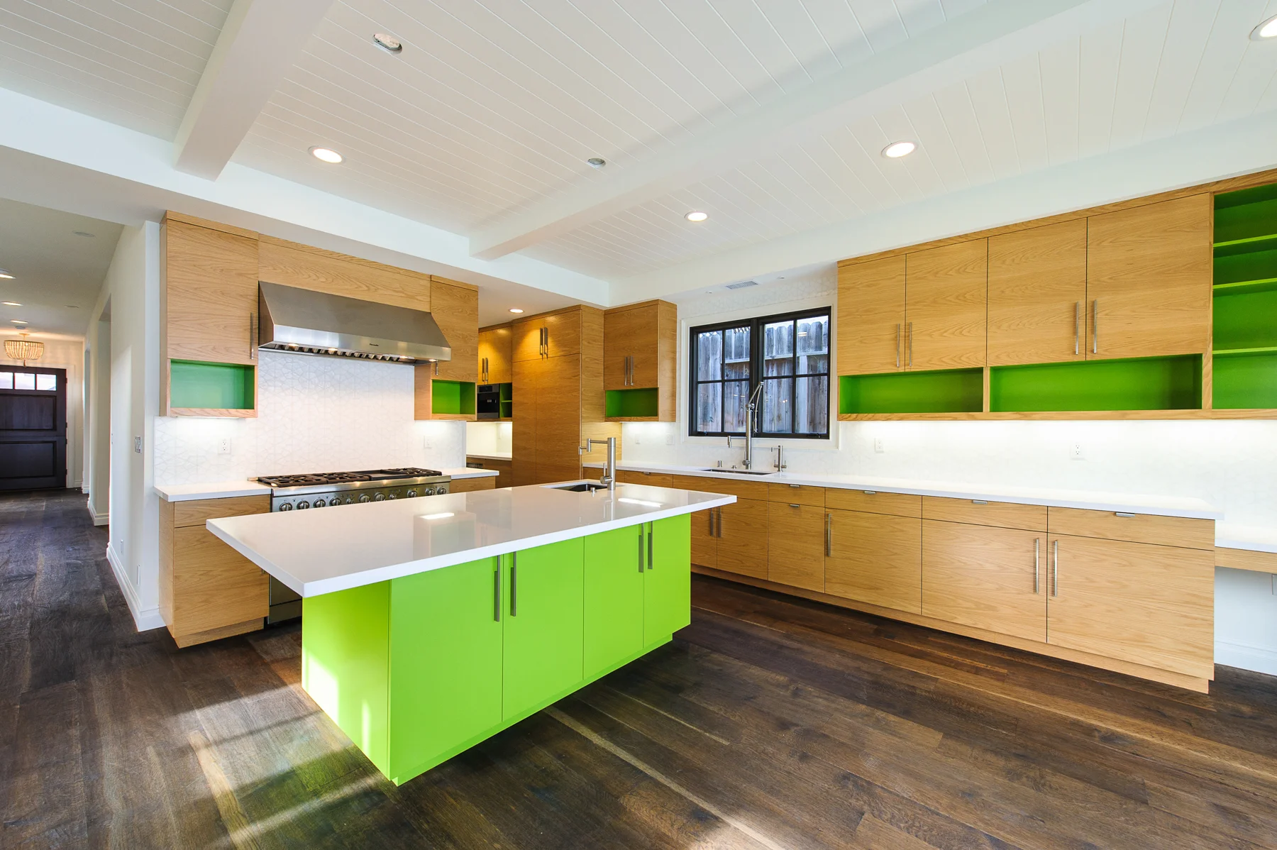 SBG - 33rd - 2 - Kitchen.jpg