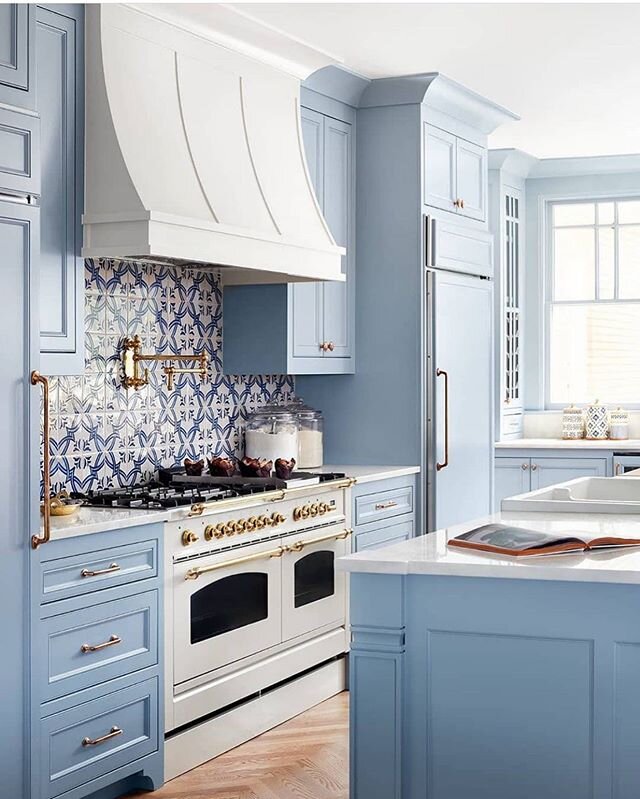 Beautiful Blue kitchen. 💙
