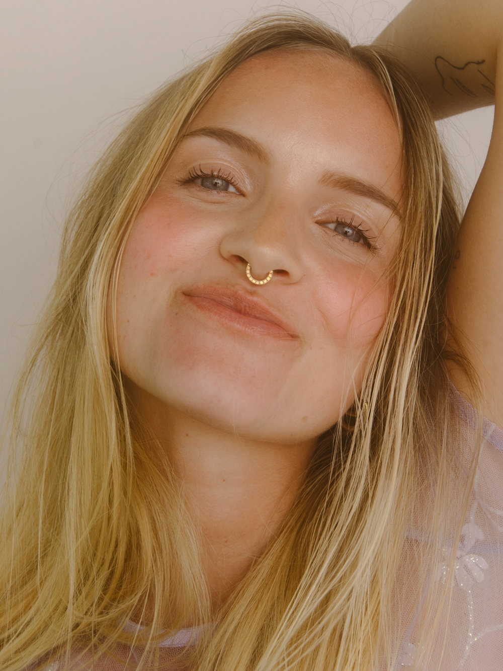 BaiserBeauty_GLOW-STICK-PEACH.png