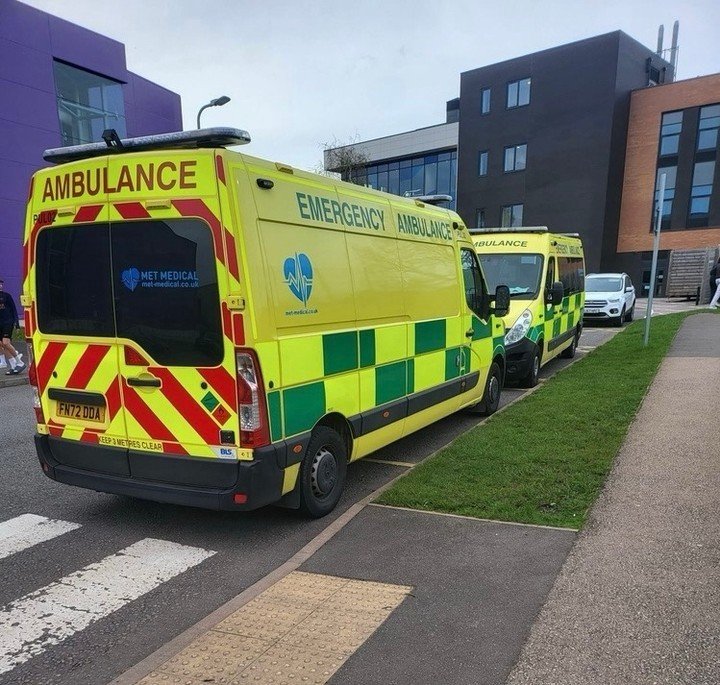 We're a medical provider that's always on the move! 🚑 

We provide medical cover up and down the country at some of the most exclusive events in the UK. Some of #TeamMET took this photo when they were at #AmericanFootball event last Friday at Loughb