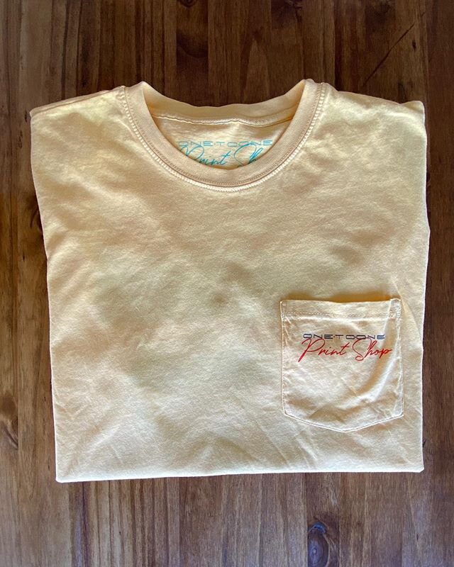 **On Sale** 85 Caravan Pocket Tee. Made to get stuff done! This is the ideal gift for anyone you know who could use a front pocket to carry a few things. $20. Use code LOCAL for in store pick-up or just stop by the shop and pick one up. Link in bio.
