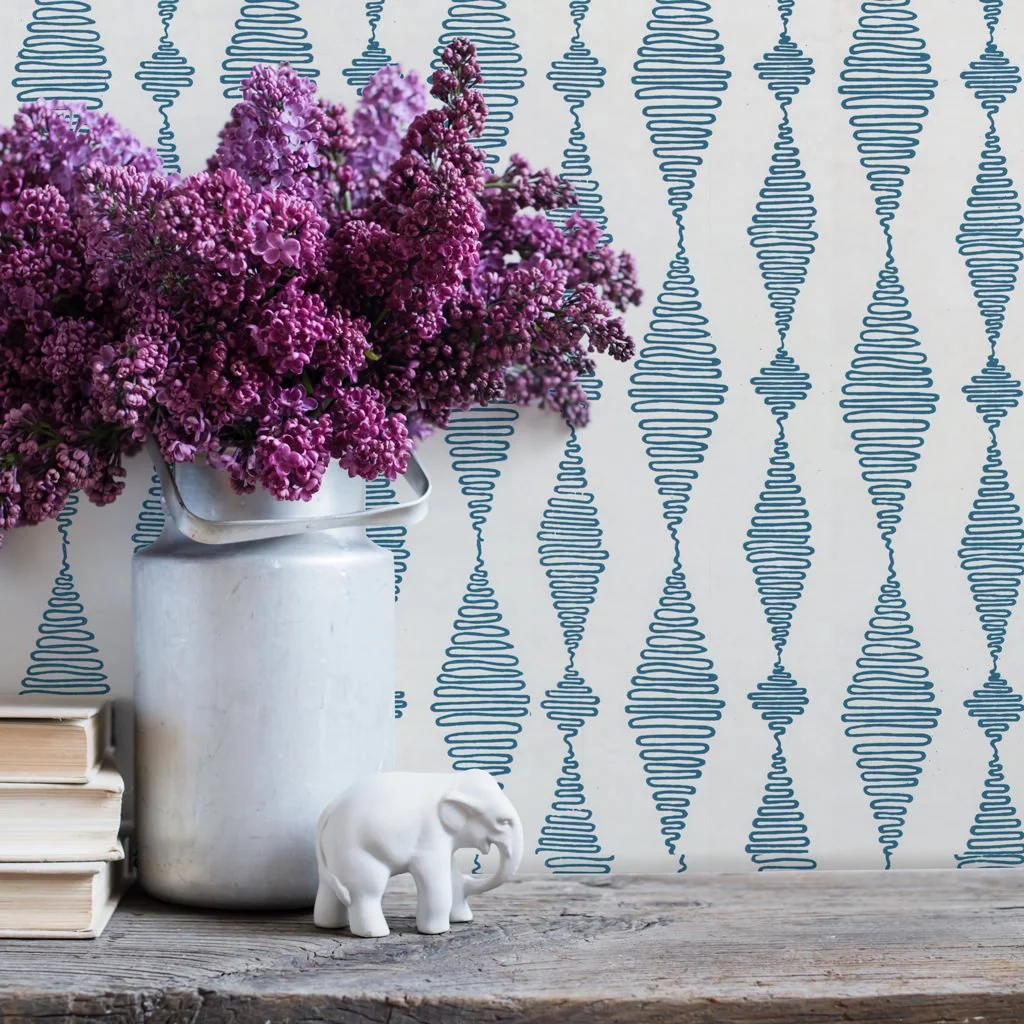 Go with the Flow in Blue | Handprint wallpaper by Sarah & Ruby | www.sarahrubydesign.com | Gorgeous in a powder room.