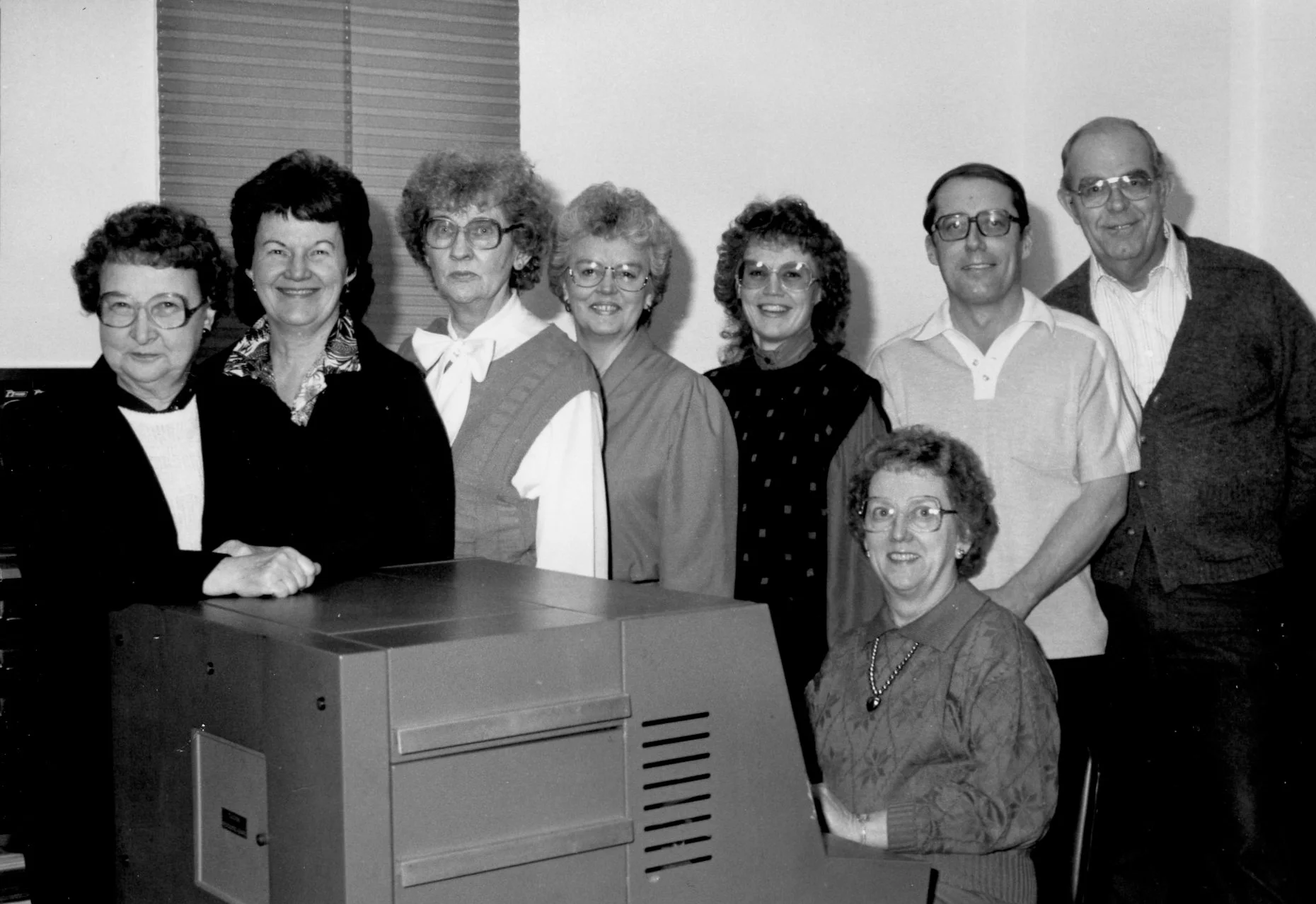 Tribune crew 1987324.jpg
