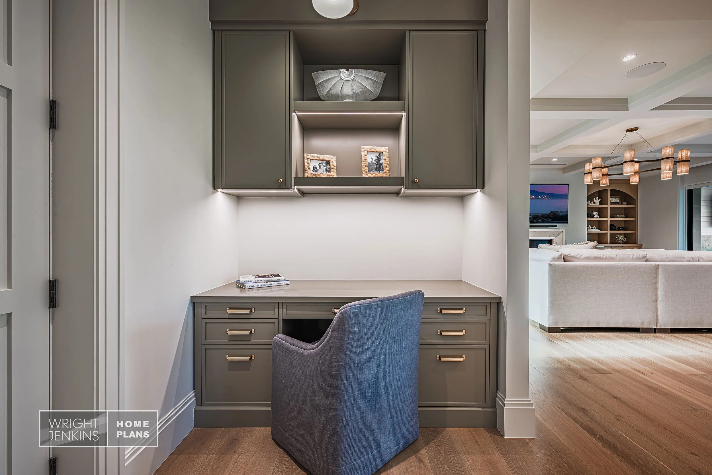8_949_Buttonwd-Desk-wjhp-63.jpg