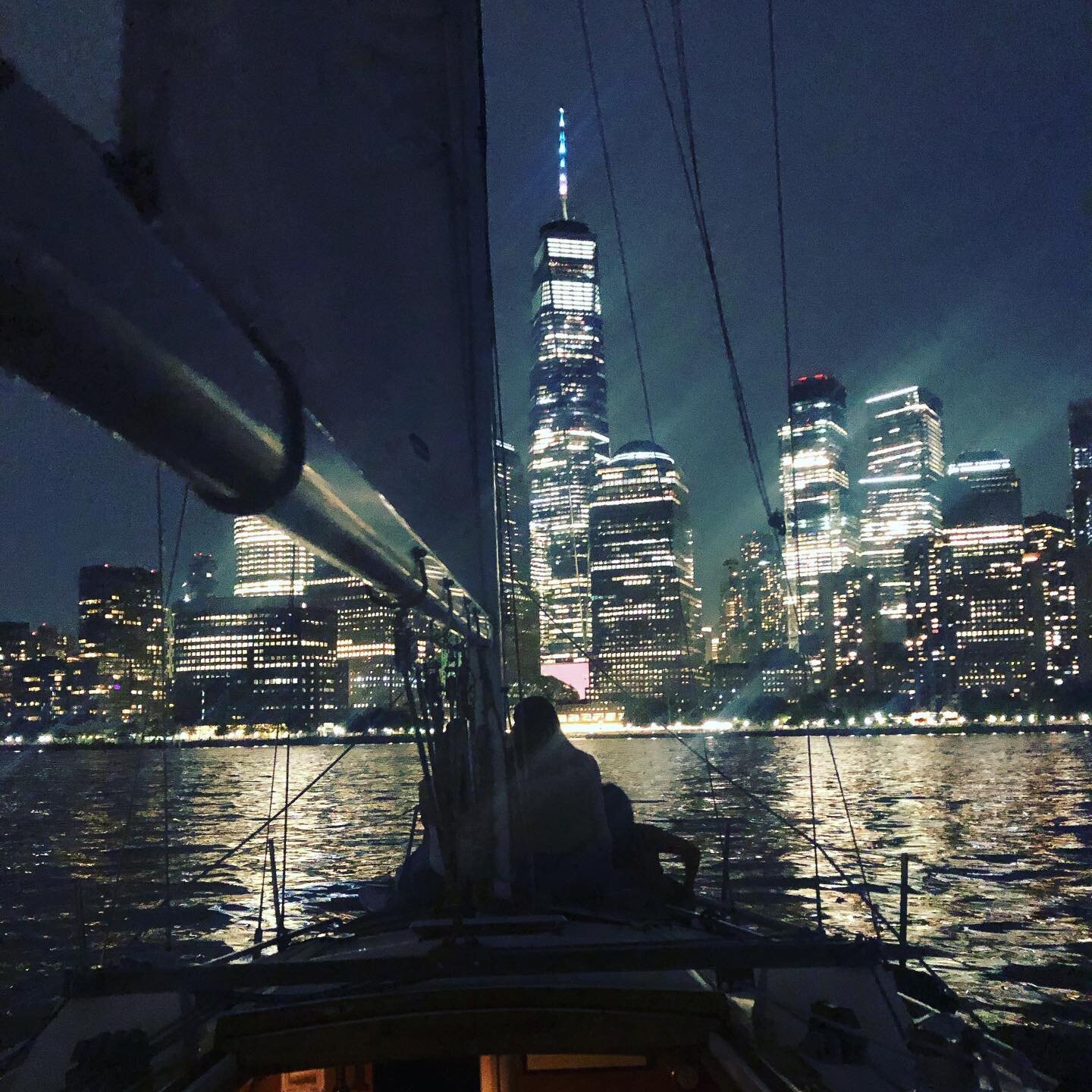 ⛵️✨🌃

Sunset / City Lights Sails daily 7:30-10:00pm (six max)
.
.
.
.
. 
#BrooklynSail #BKsail #SailingNYC #NYCSailing #SailboatNYC #NYCSailboat #PrivateSailNYC #NYCPrivateSail #SailingNewYorkCity #NewYorkCitySailing #SailboatNewYorkCity #NewYorkCit