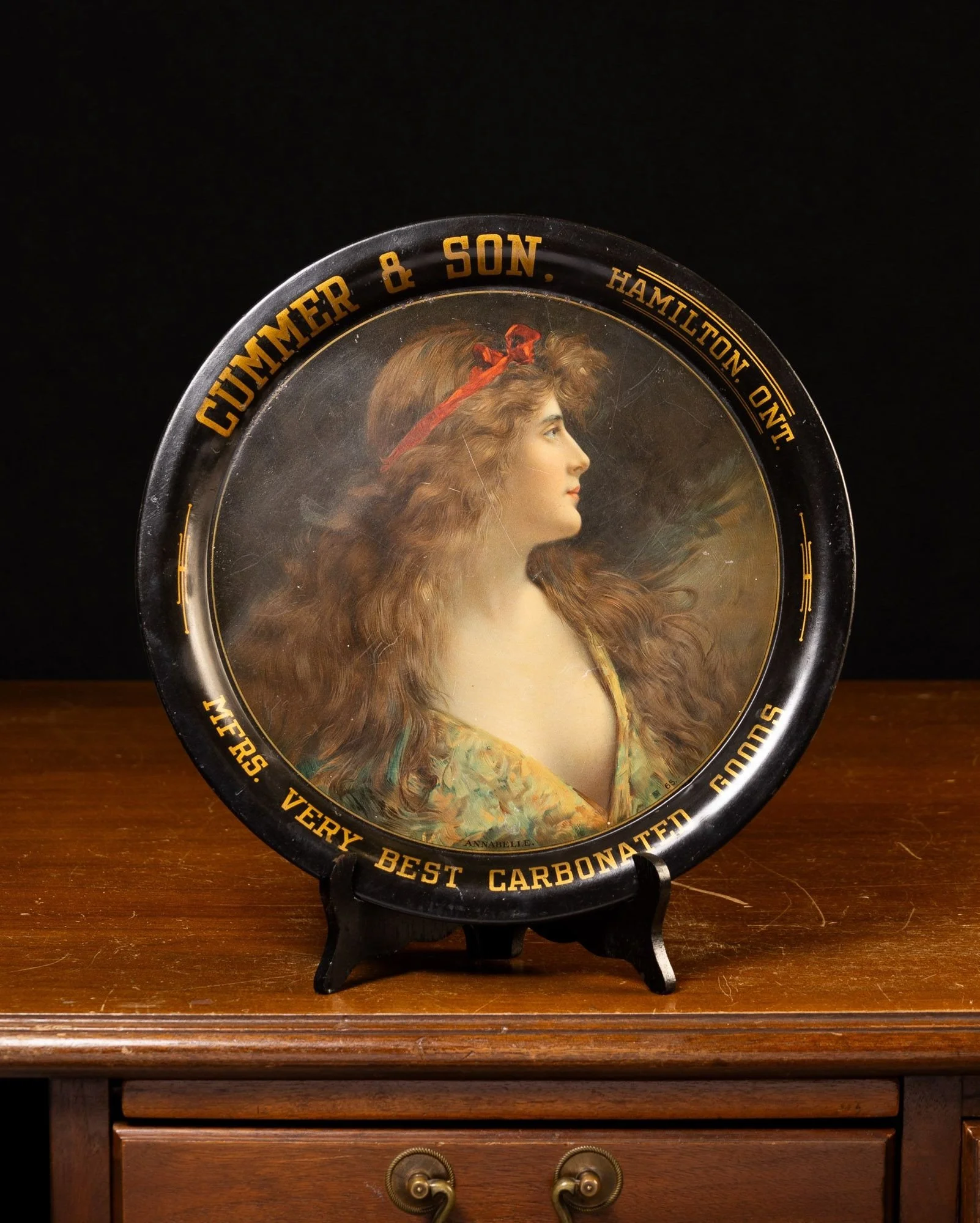 Lot 1055 - Cummer &amp; Son, Hamilton, Ontario Serving Tray