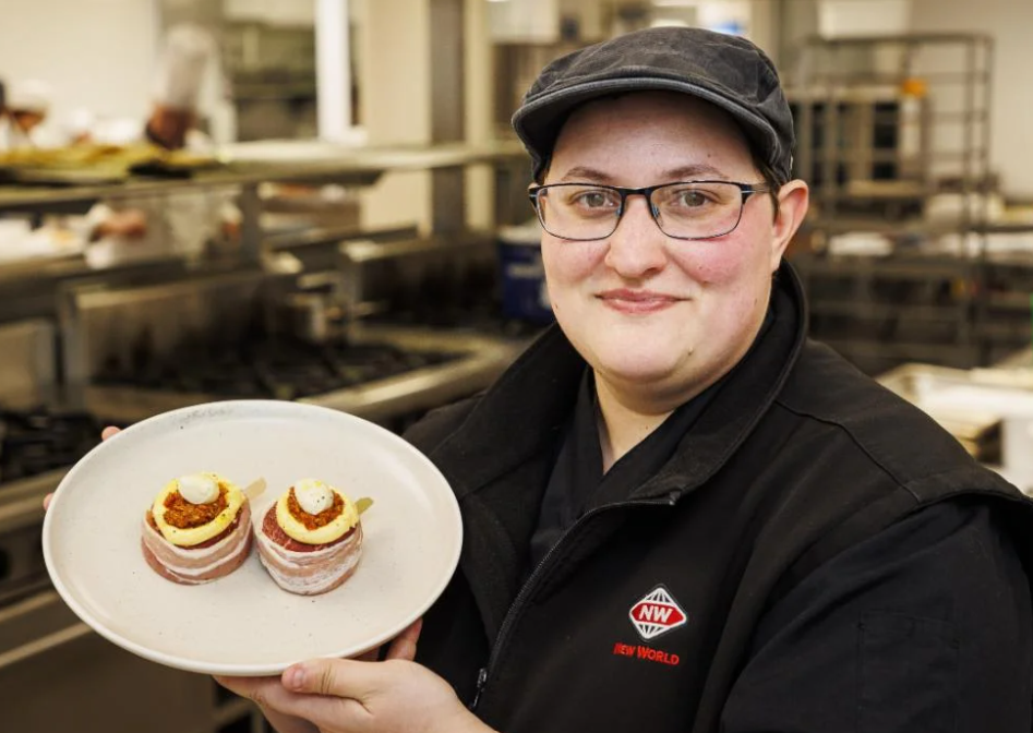 The Press Interviews Sam Weller, sharing her 'best mignons' recipe