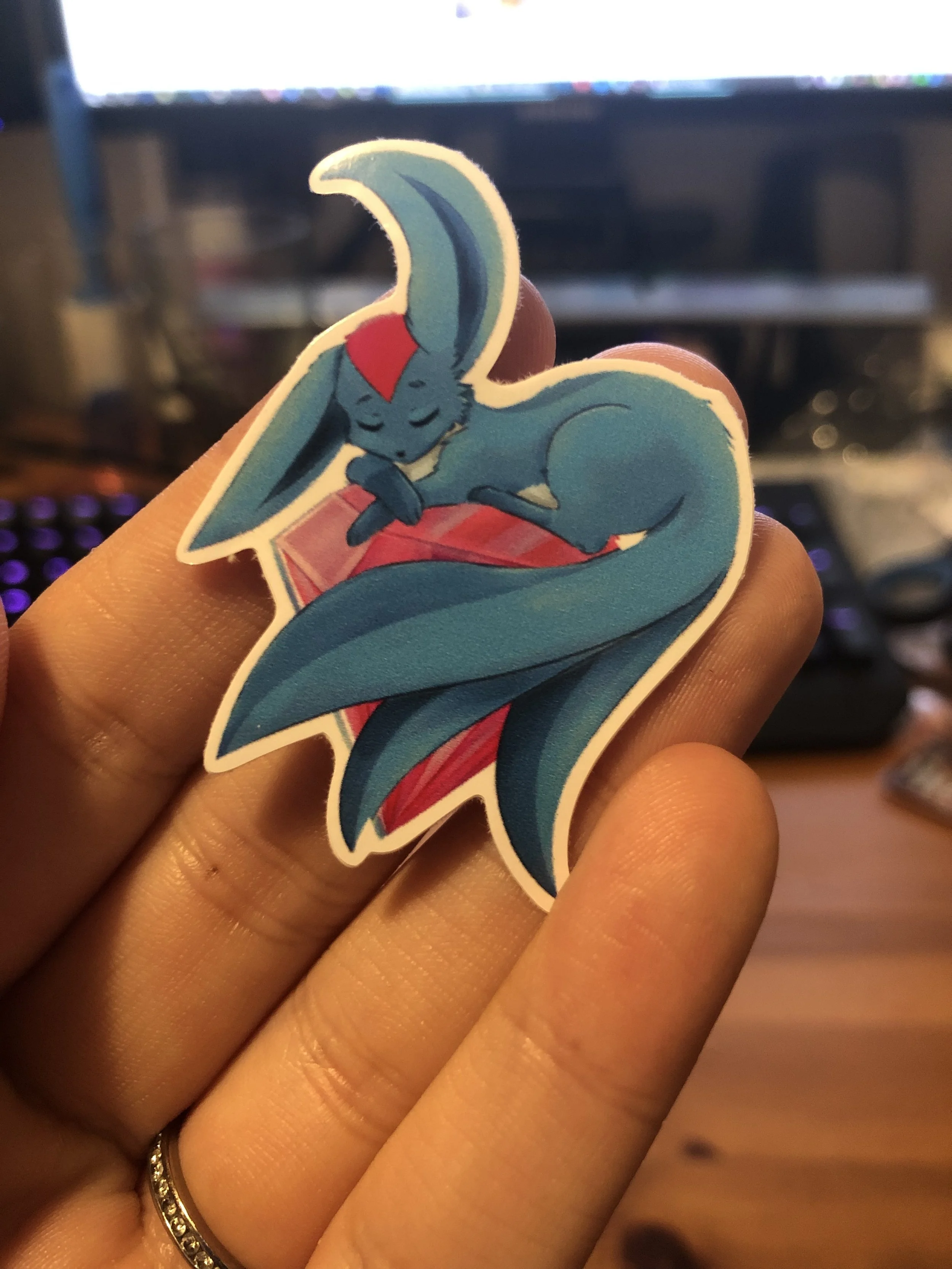 0CE34A40-CD7F-476A-B080-8B2E6E6440D1