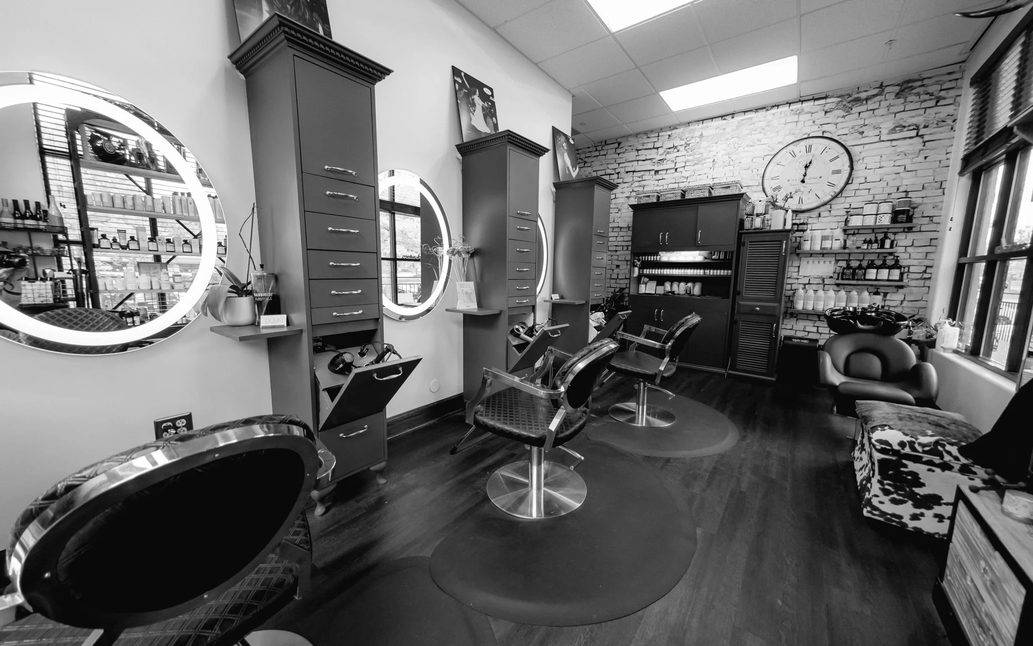 JUNA Salon