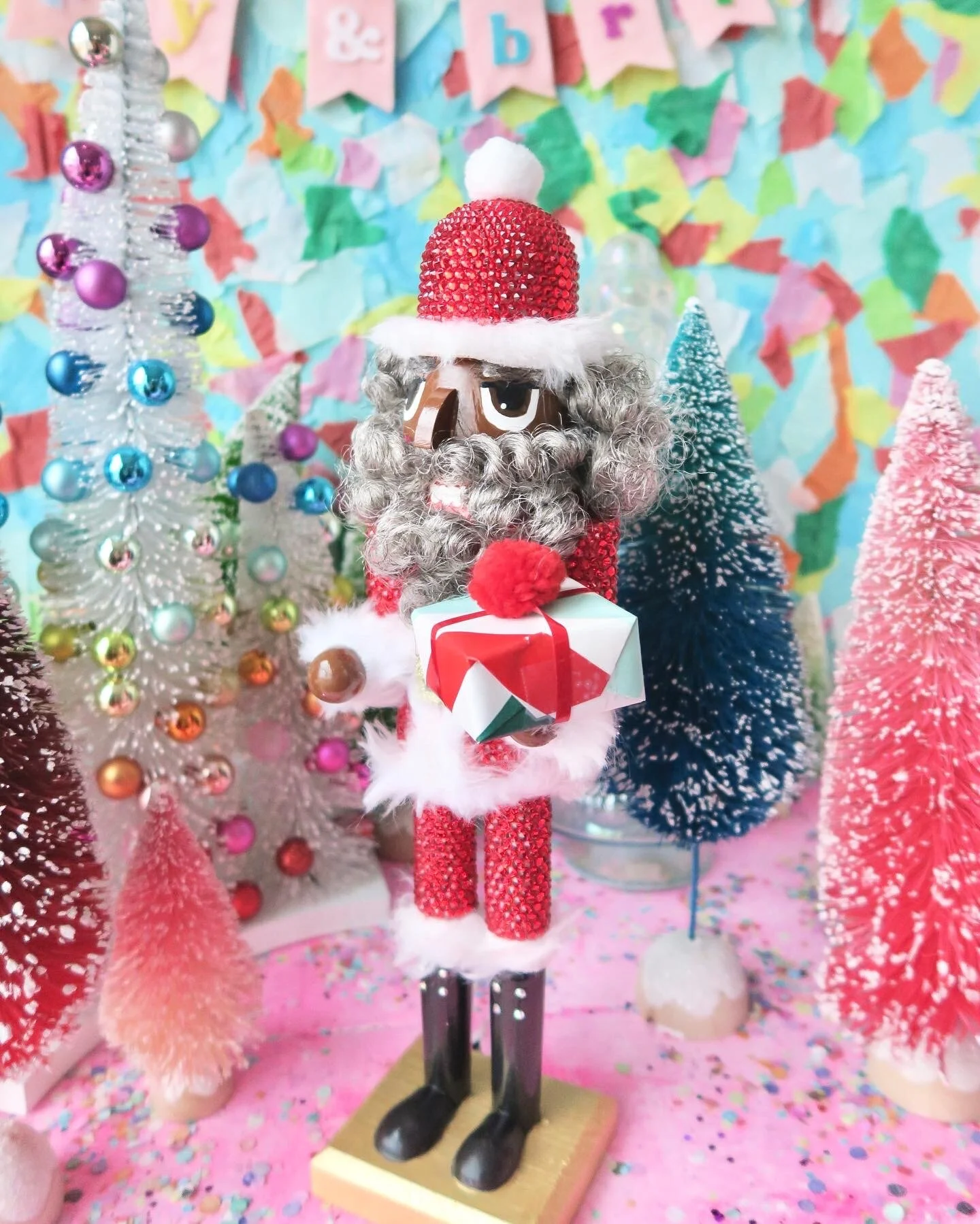 8EE96563-3B7B-4511-BB98-FFD30058354E