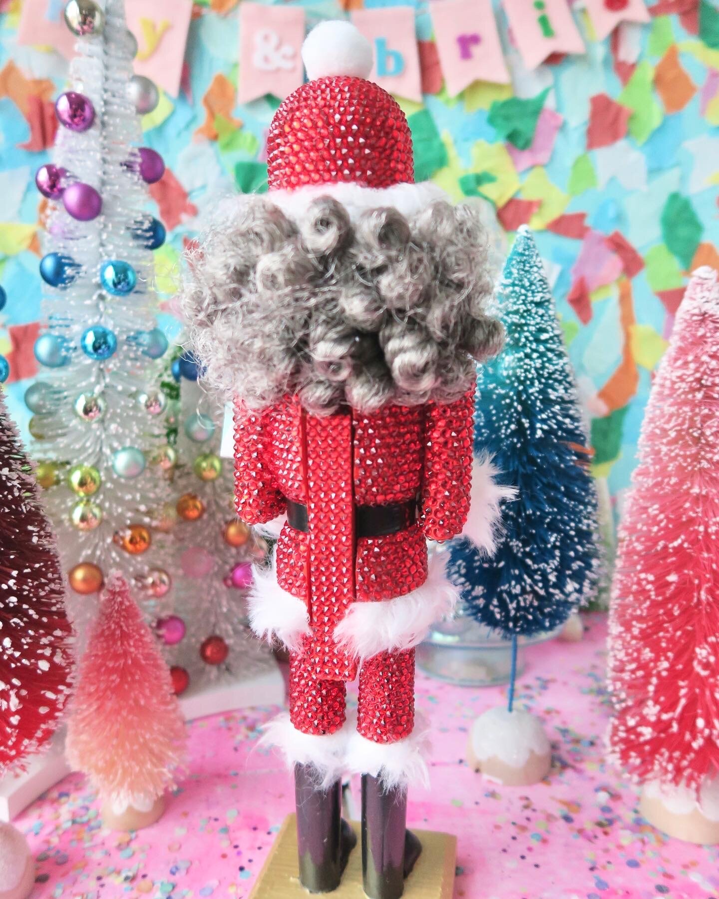 B802FDAB-1CF1-40E9-9CDD-6C683E273002