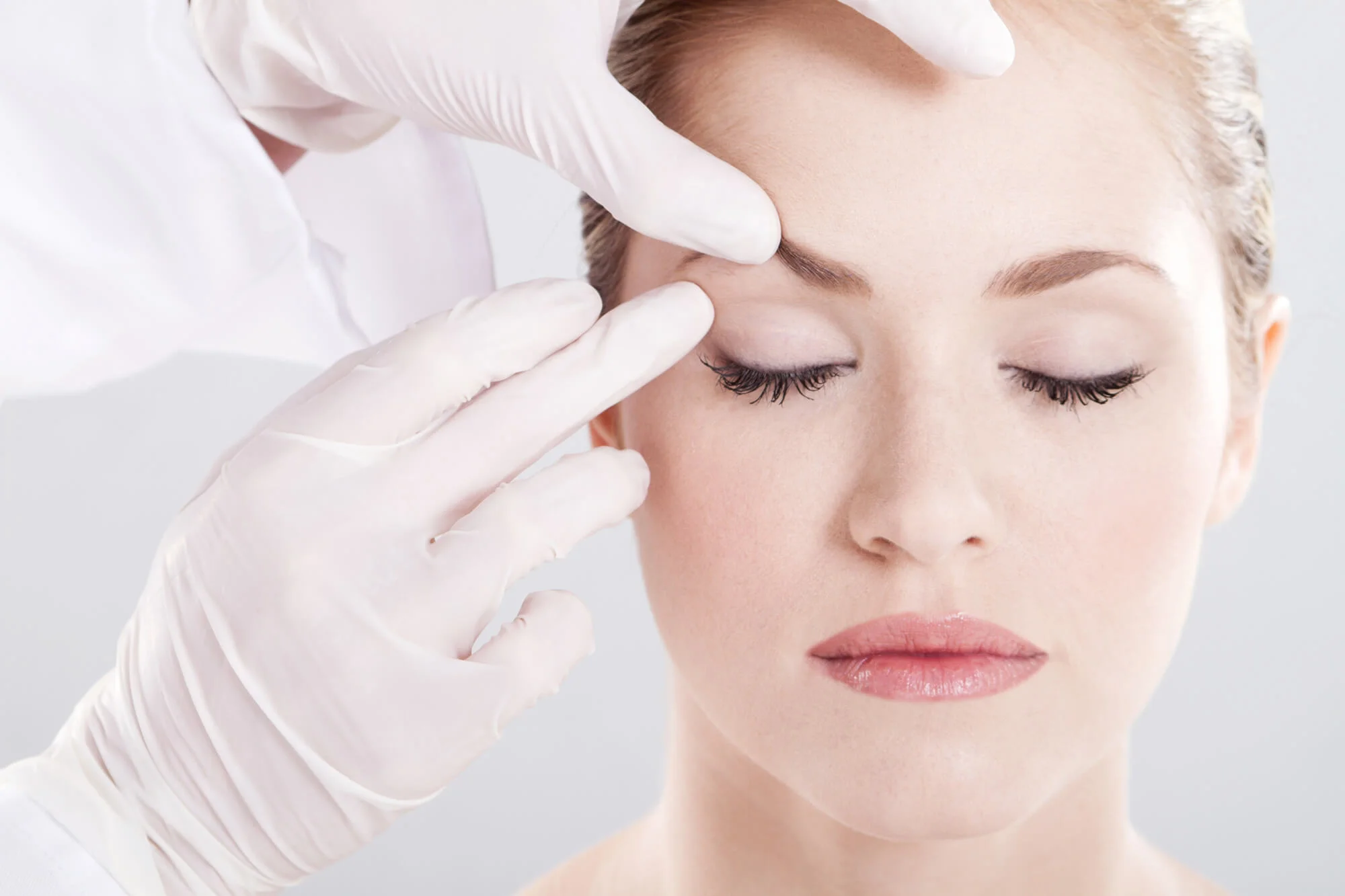 Eyebrow improvement plastic surgery