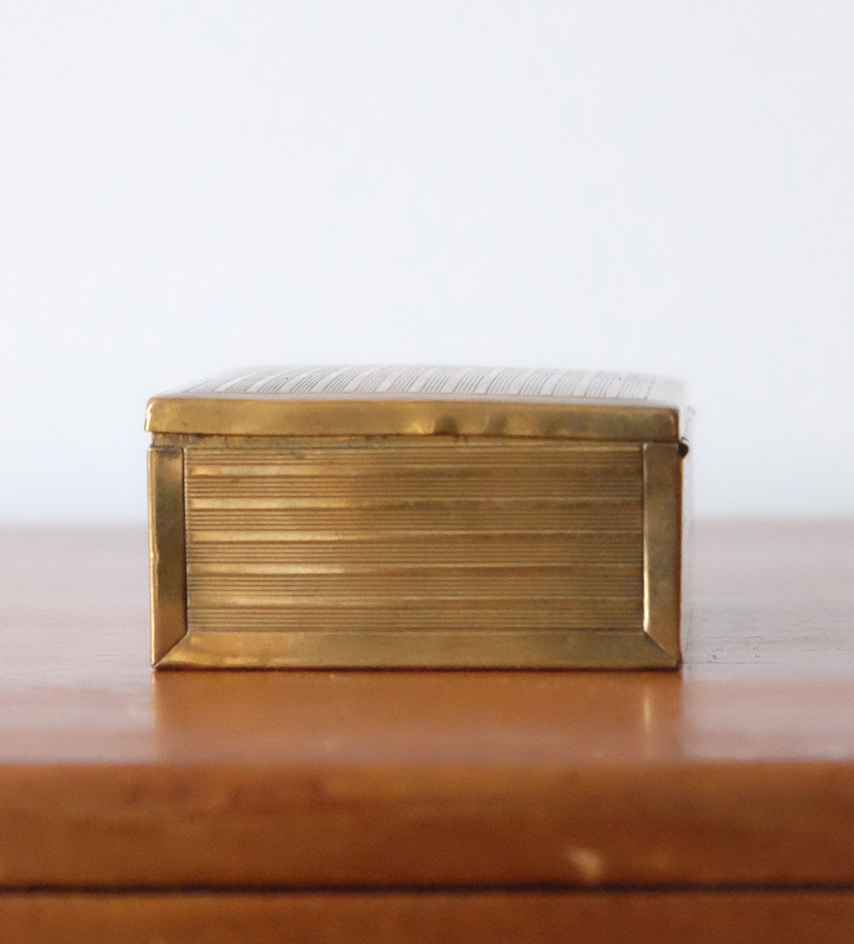 tin2.jpg