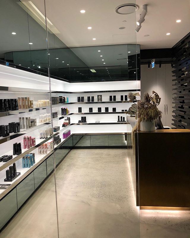 Prema Hair Salon, Bondi

Was great to be a part of this makeover with @impressionprojects .
.
.
.
.
#power #data #communications #fitout #hairsalon #ledstrips #tracklighting #sydneyfitout #sydneyelectricians