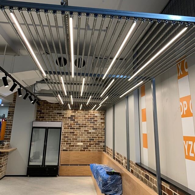 Custom LED strip lighting installed for our clients @impressionprojects💡
.
.
.
.
#sydneyfitout #LED #custom #commercial #fitout #commercialelectrician #power #data #communication