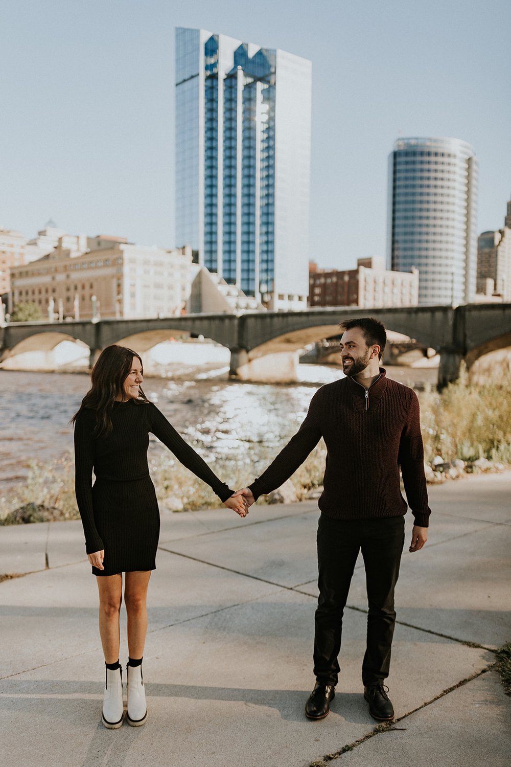  Wondering what to wear for engagement photos? This couple went for dark colors and warm fabrics. 