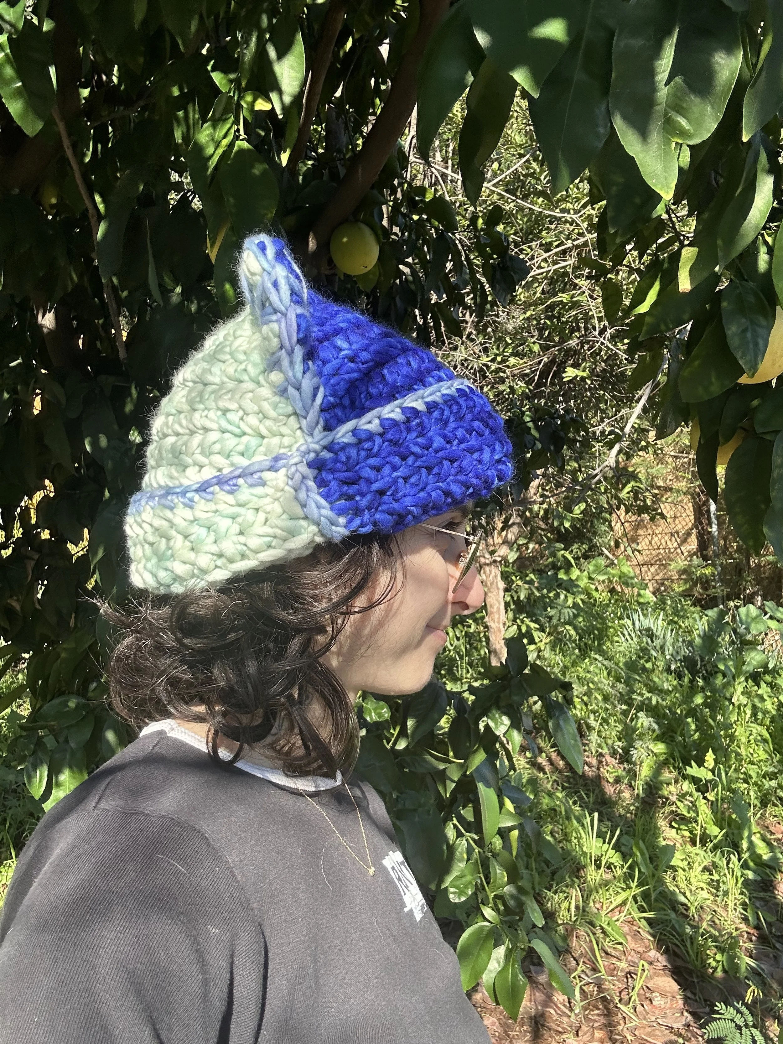 Cozy squishy hat in blues