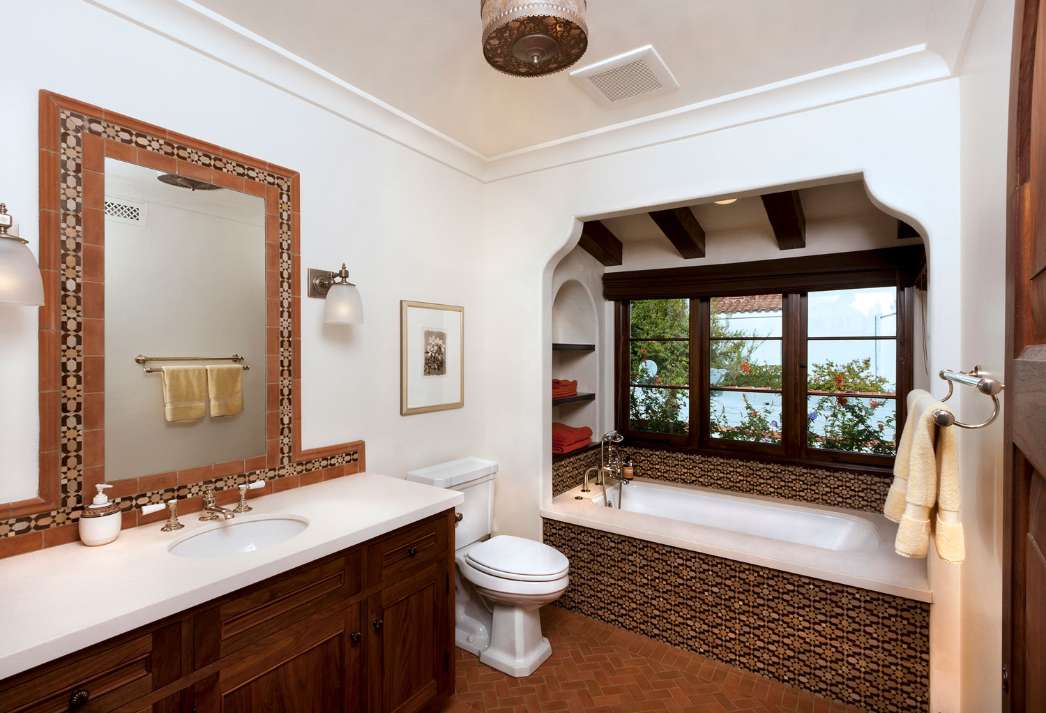 12-contemporary-spanish-bathroom-tile-tub-apron-gary-drake-general-contractor.jpg