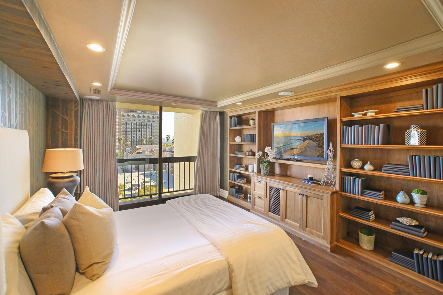 10-bedroom-built-in-shelves-tray-ceiling-gary-drake-general-contractor.jpg