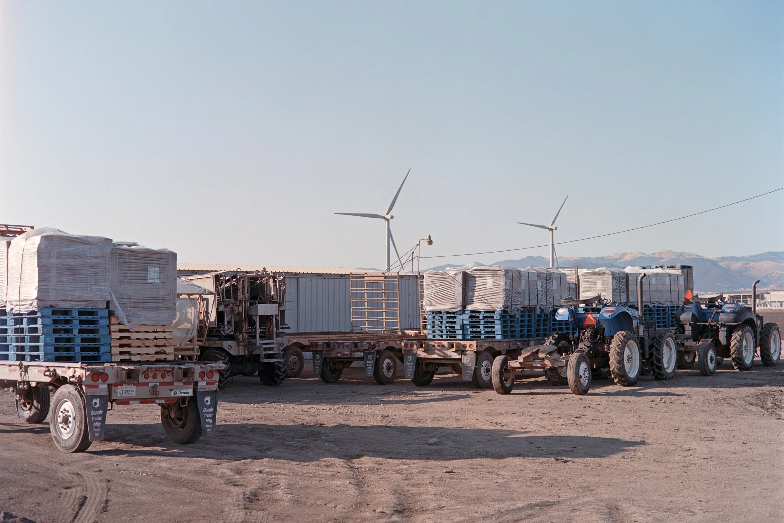 7-6-25-KodakAerocolorIV100-645-R101-4 copy 2.jpg