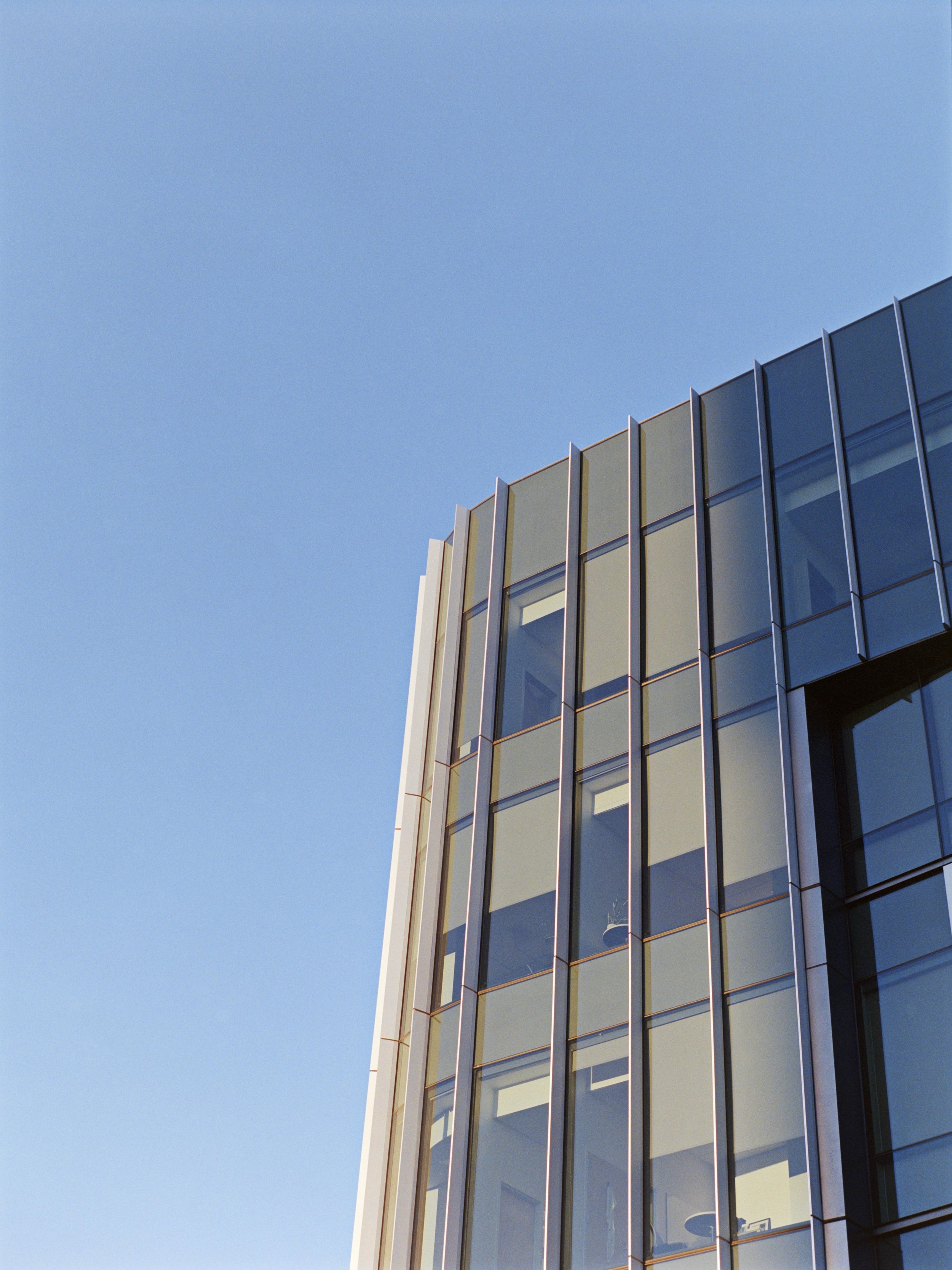 1-22-25-KodakPortra-400-645-R64-_48Bit_g2p0267 copy 2.jpg