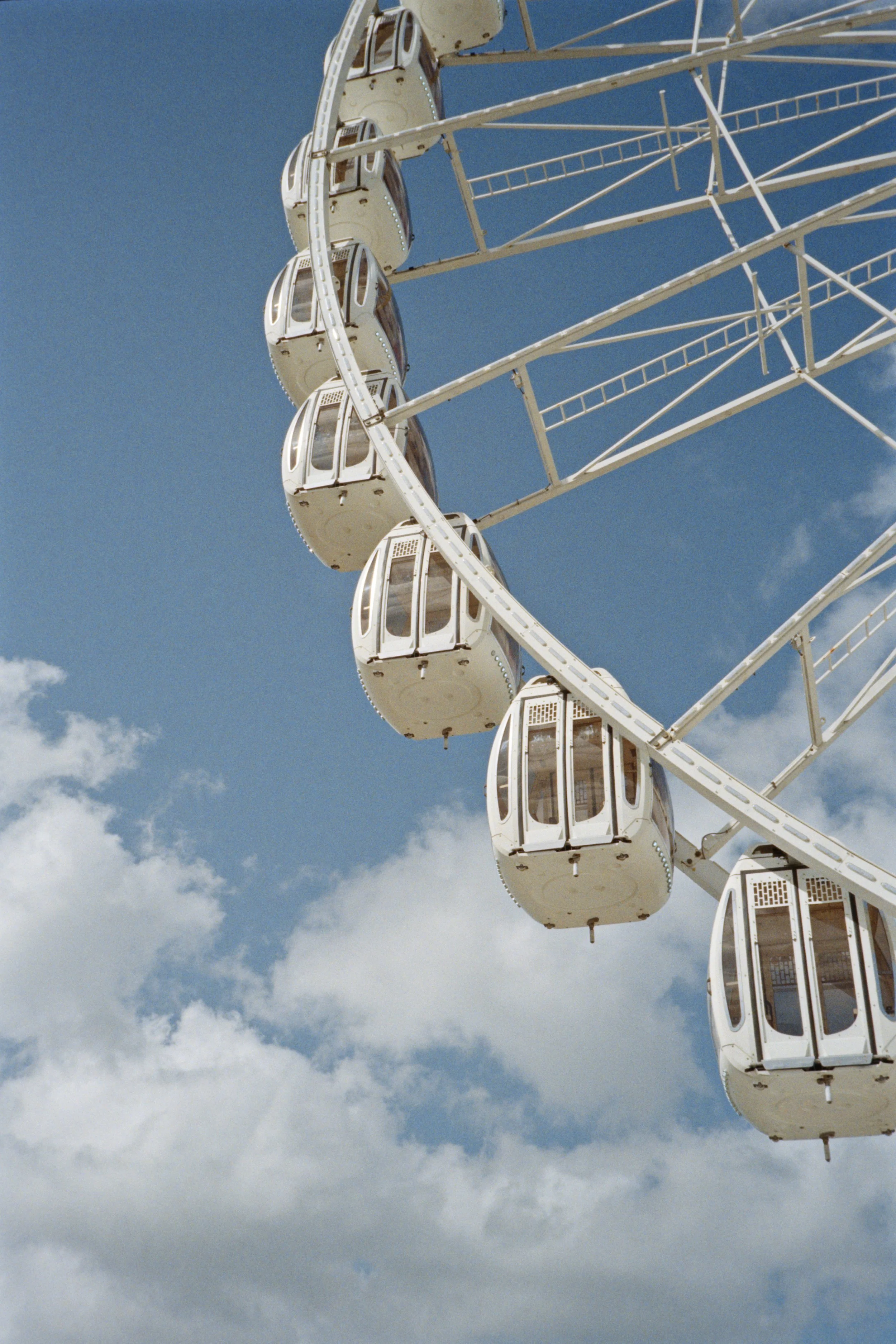 4-2-25-KodakGold200-R79-9 copy.jpg