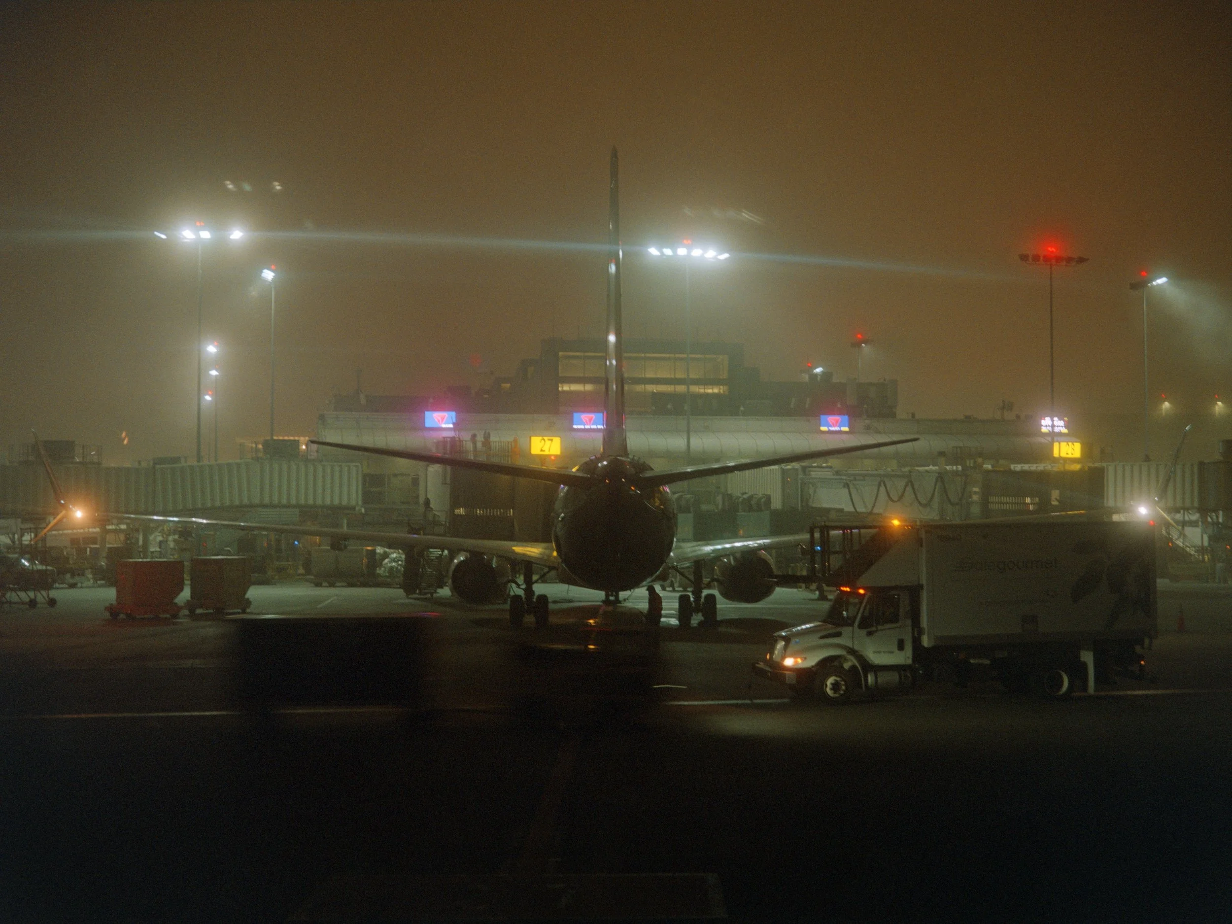 5-11-26-Kodakportra800-120-R183-5 copy.jpg