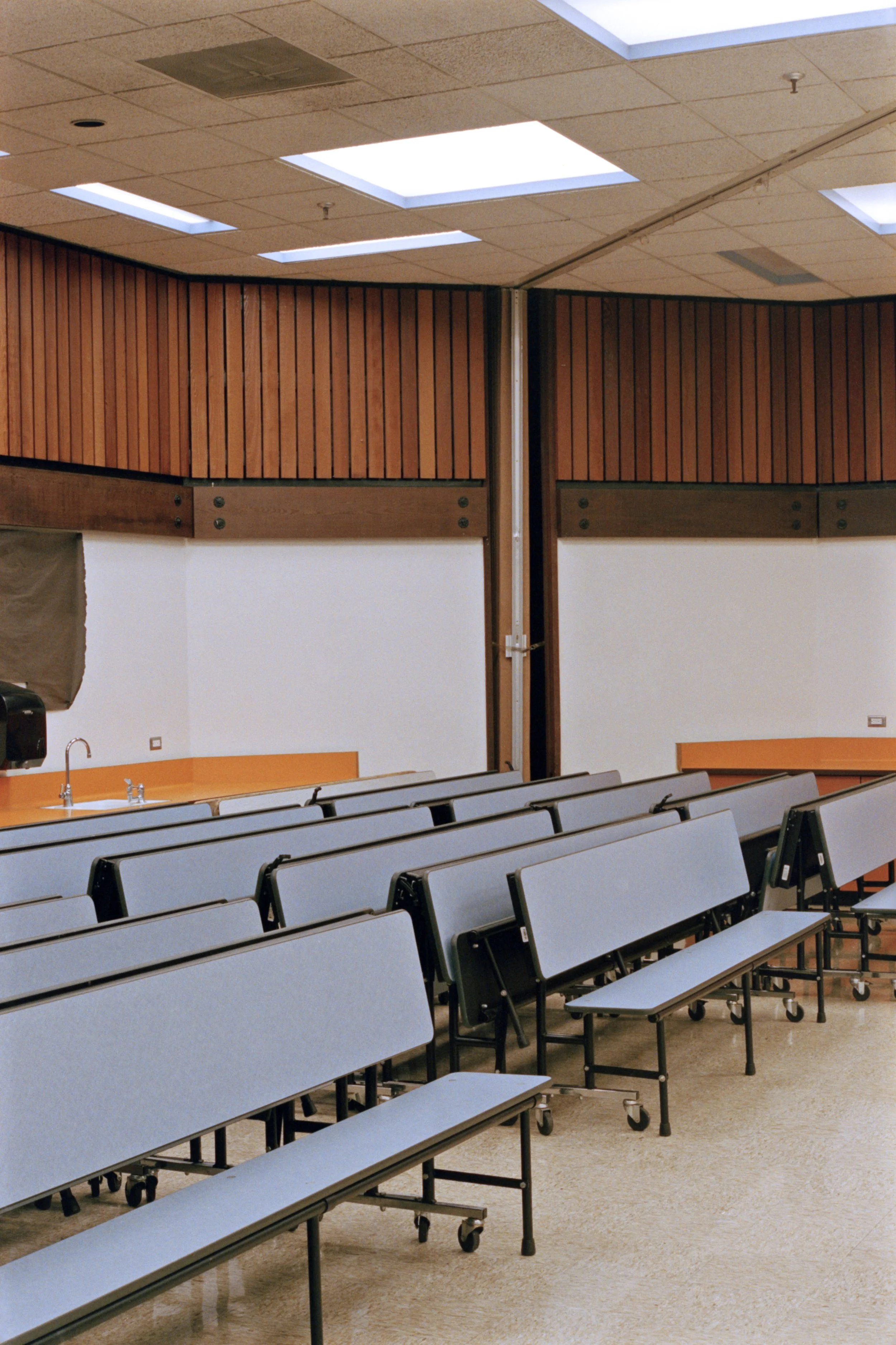 9-10-24-KodakPortra400-R50-_48Bit_g2p0407 copy.jpg