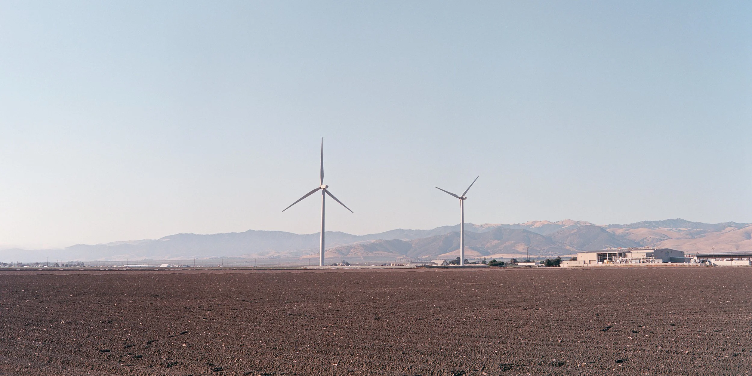 7-6-25-KodakAerocolorIV100-645-R101-9 copy.jpg