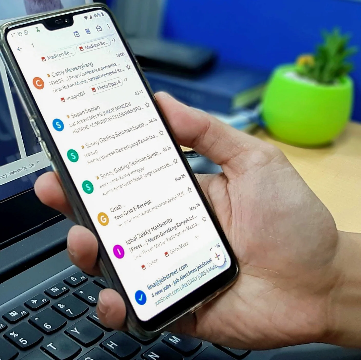 5 Examples of Awful and Awesome Email Subject Lines...and Maybe a Few Shades of Grey