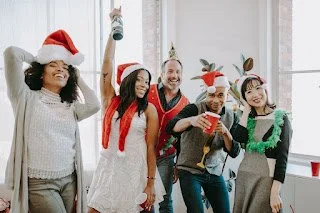 Giving Back To Your Employees With A Year End Function