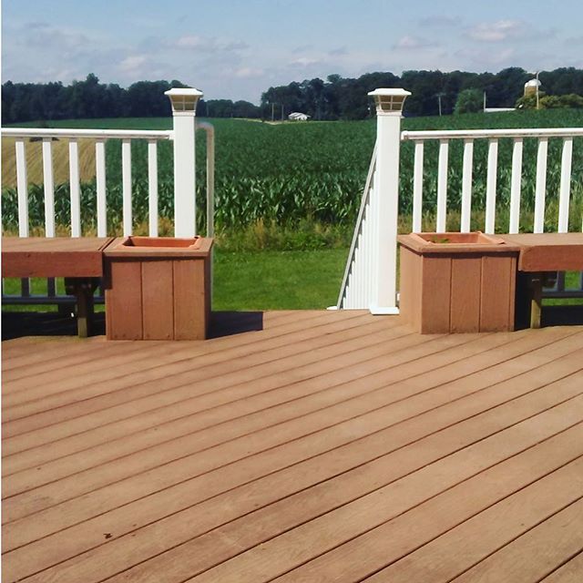 Need a deck refresher? We offer deck and fence painting services! Enjoy your next barbecue on your redone patio 😎