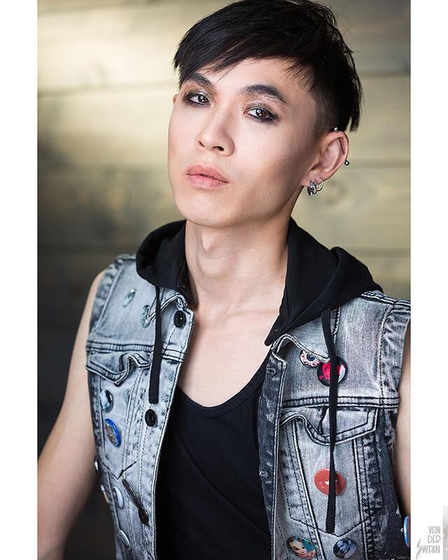 Ash Yap really brought the 🔥🔥🔥 with these looks!! #Actors, book your #headshot session today at vanderSwain@gmail.com or visit www.vanderSwain.com. | 📸: #vanderSwain