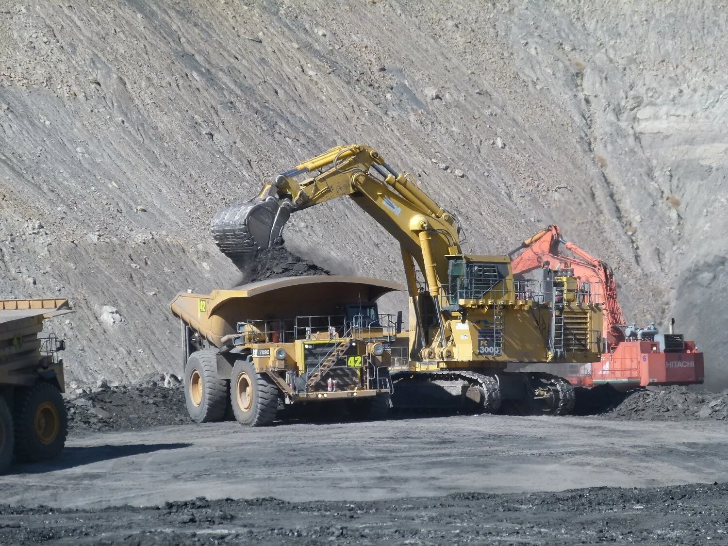 MINE_digging.jpg