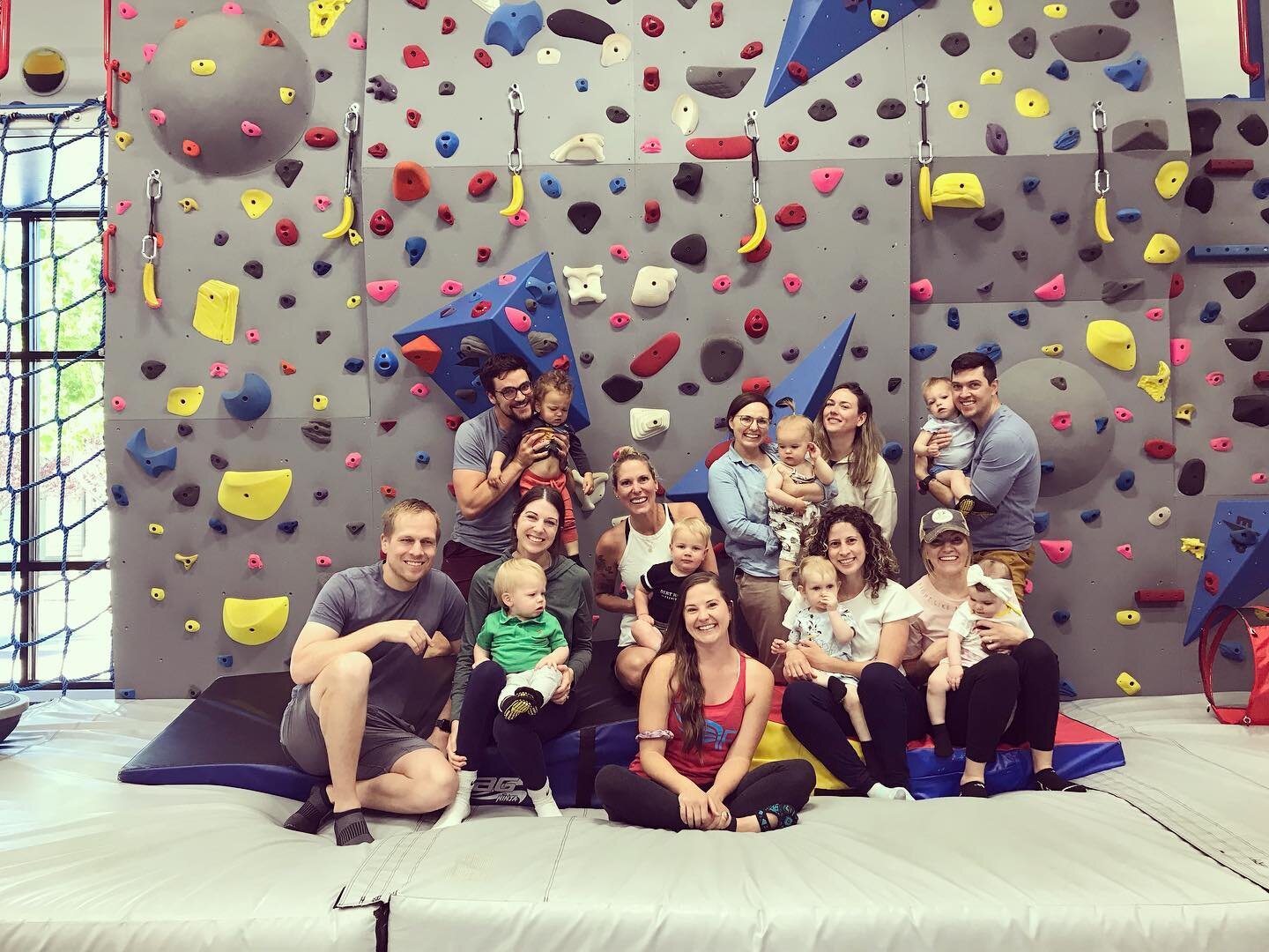 Baby &amp; Mini graduates on our last day of ninja school before summer ☀️
I&rsquo;ll miss the littles &amp; the mamas + papas!!! 💜 
What a wonderful group of souls&hellip;. Can&rsquo;t wait to run into ya&rsquo;ll at allll the playgrounds and brewe