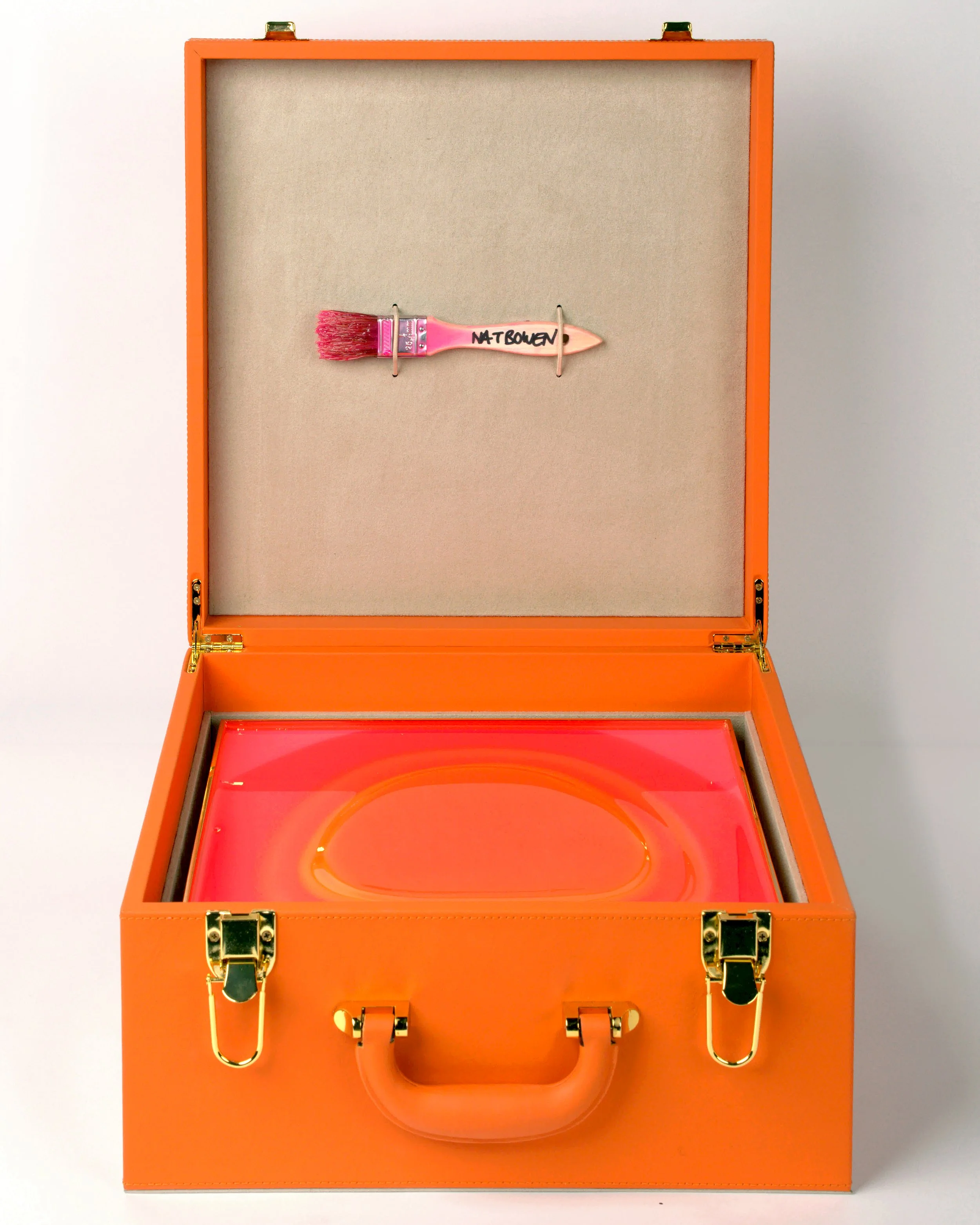 LEATHER CASE OPEN V2.jpg